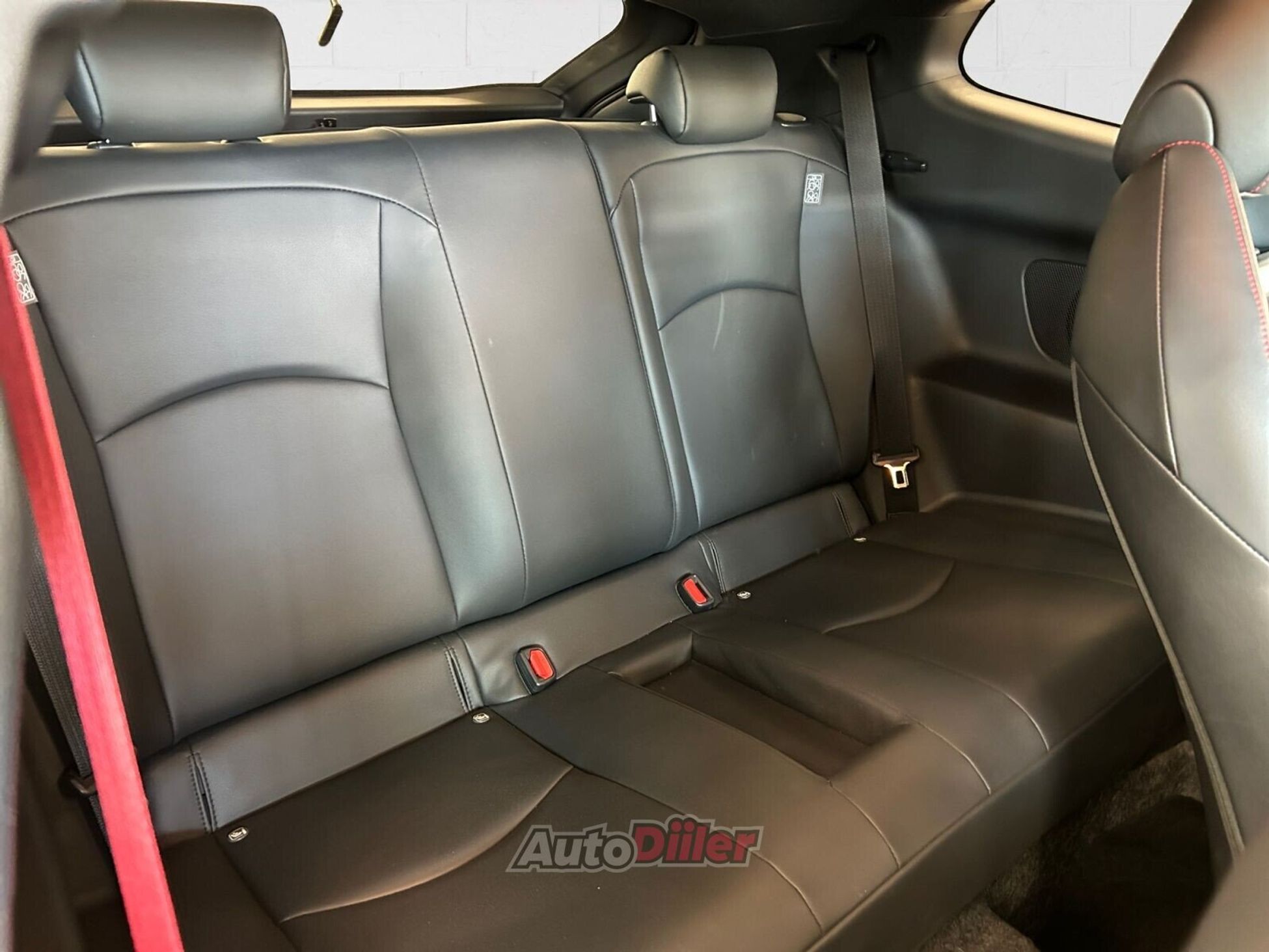 Toyota Yaris 2025, photo 7/10