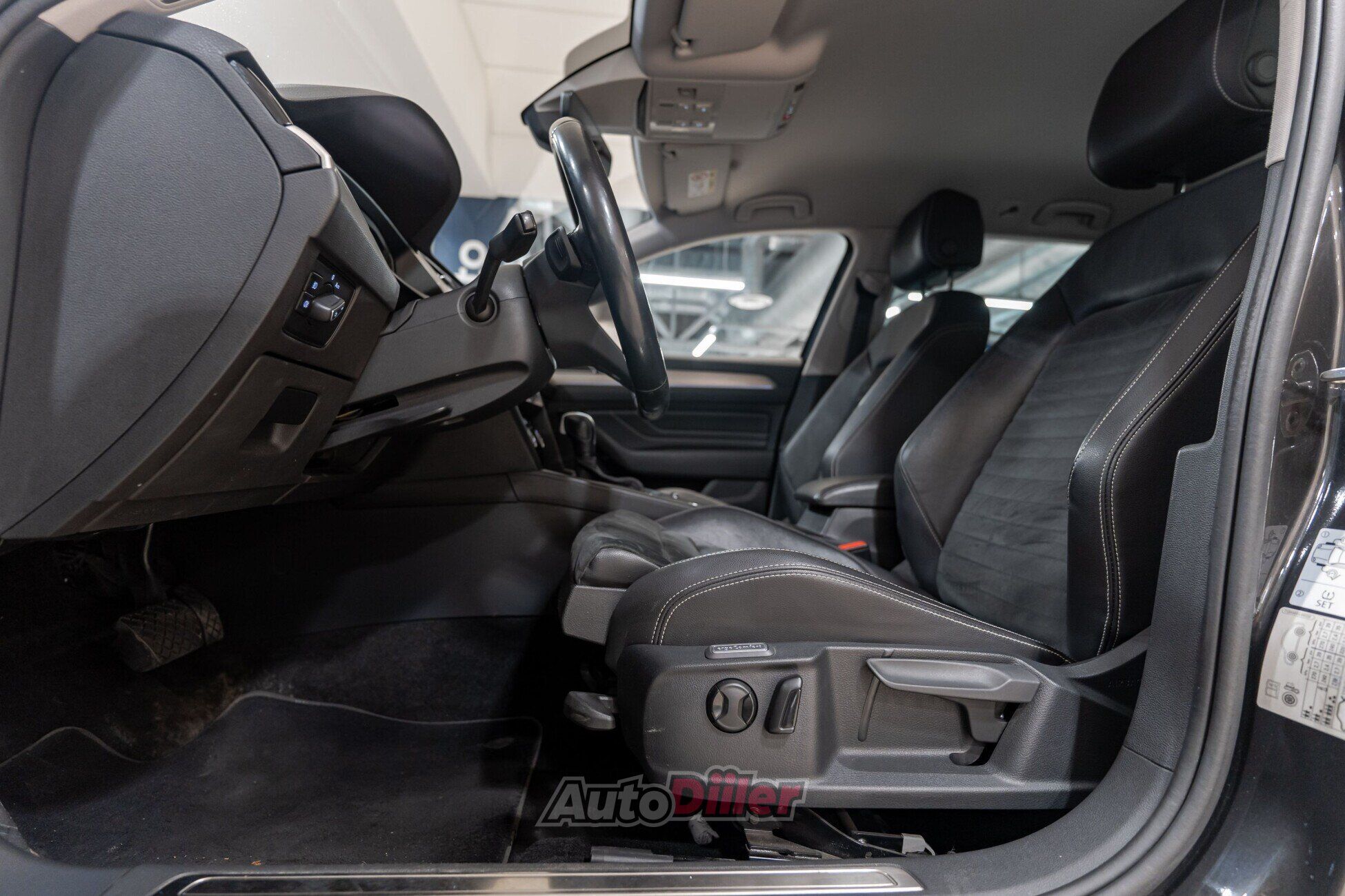Volkswagen Passat 2020, photo 5/10