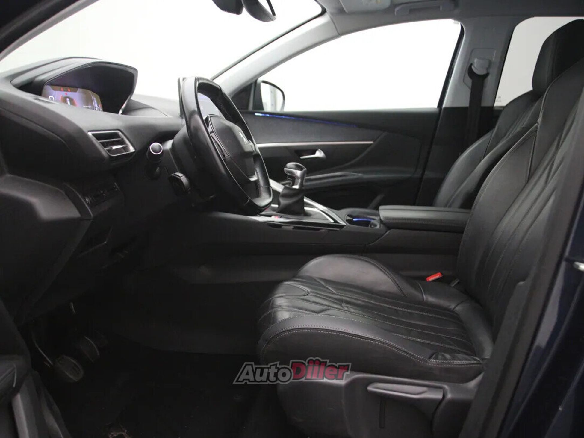 Peugeot 5008 Allure 1.5 96kW 2019, photo 4/10
