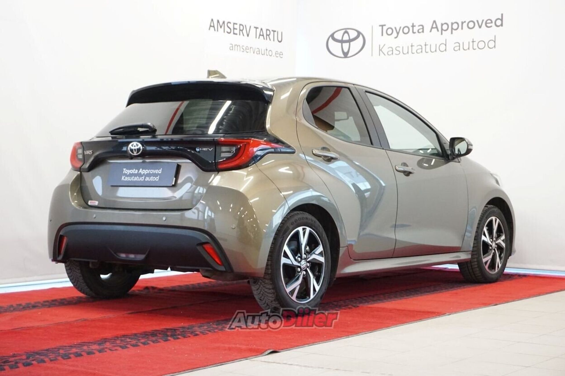 Toyota Yaris Active Plus 1.5 68kW 2024, photo 2/10
