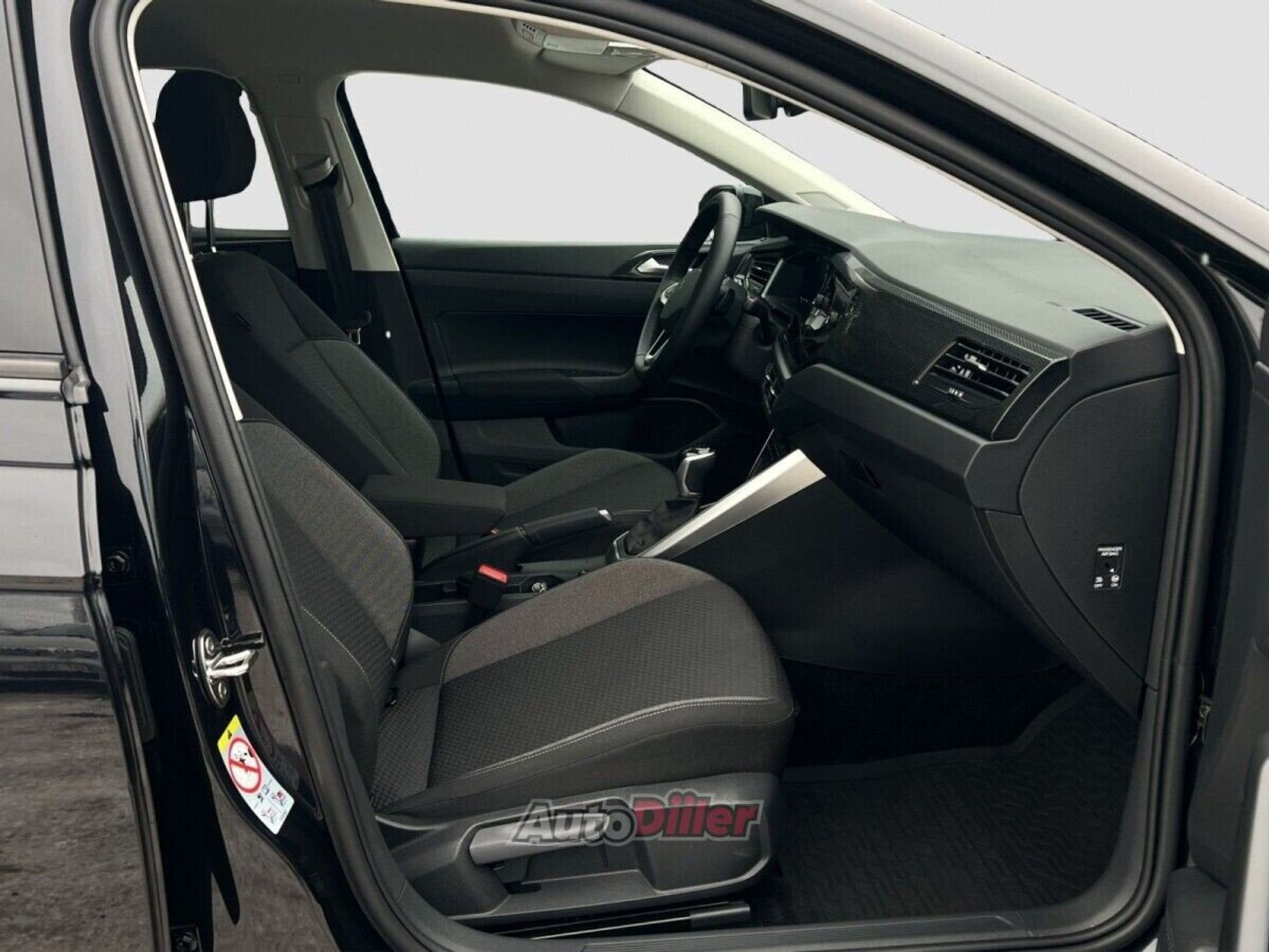 Volkswagen Taigo 1.0 85kW 2025, photo 5/10