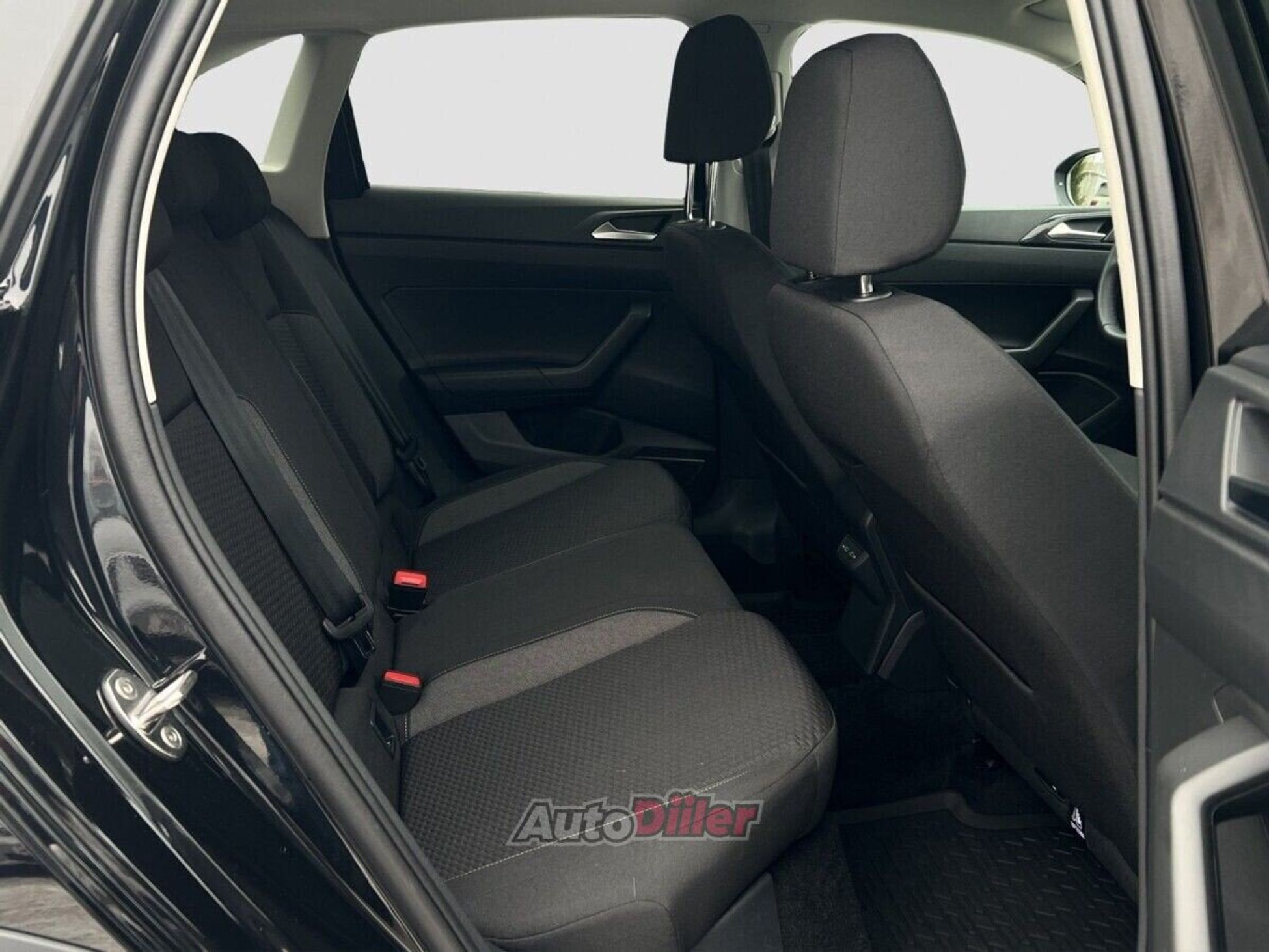 Volkswagen Taigo 1.0 85kW 2025, photo 7/10