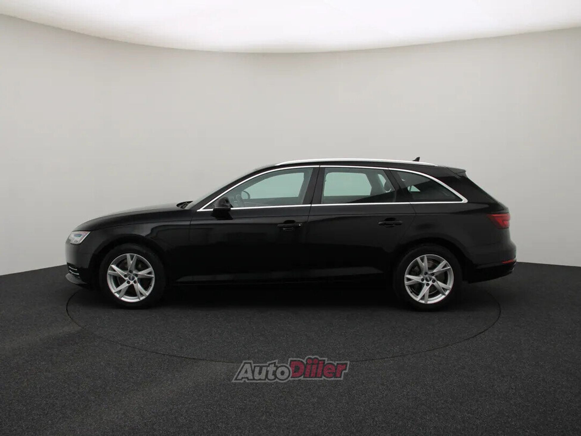 Audi A4 Sport Edition 2.0 110kW 2018, kuva 6/10