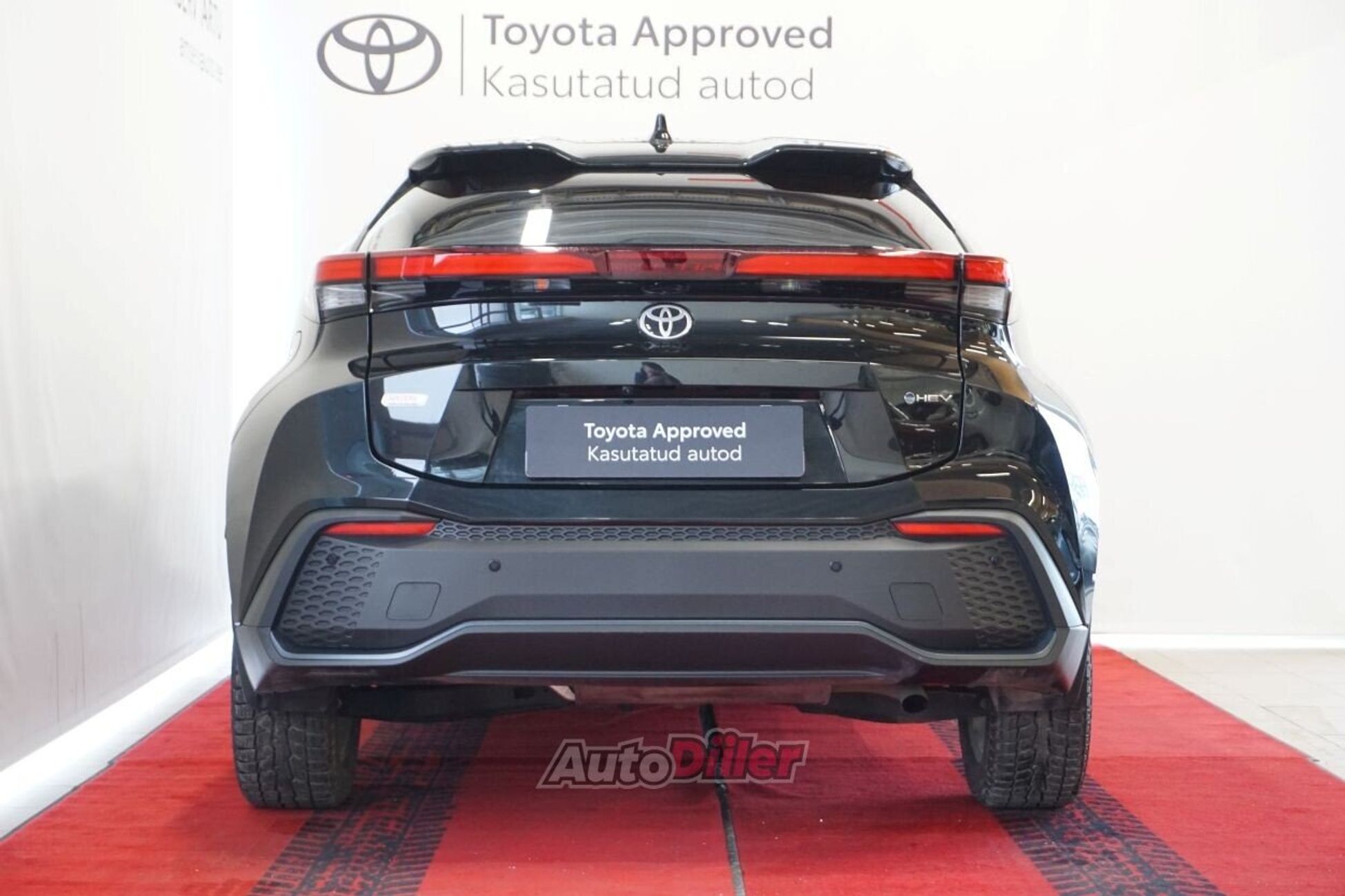 Toyota C-HR Active 1.8 72kW 2024, photo 4/10