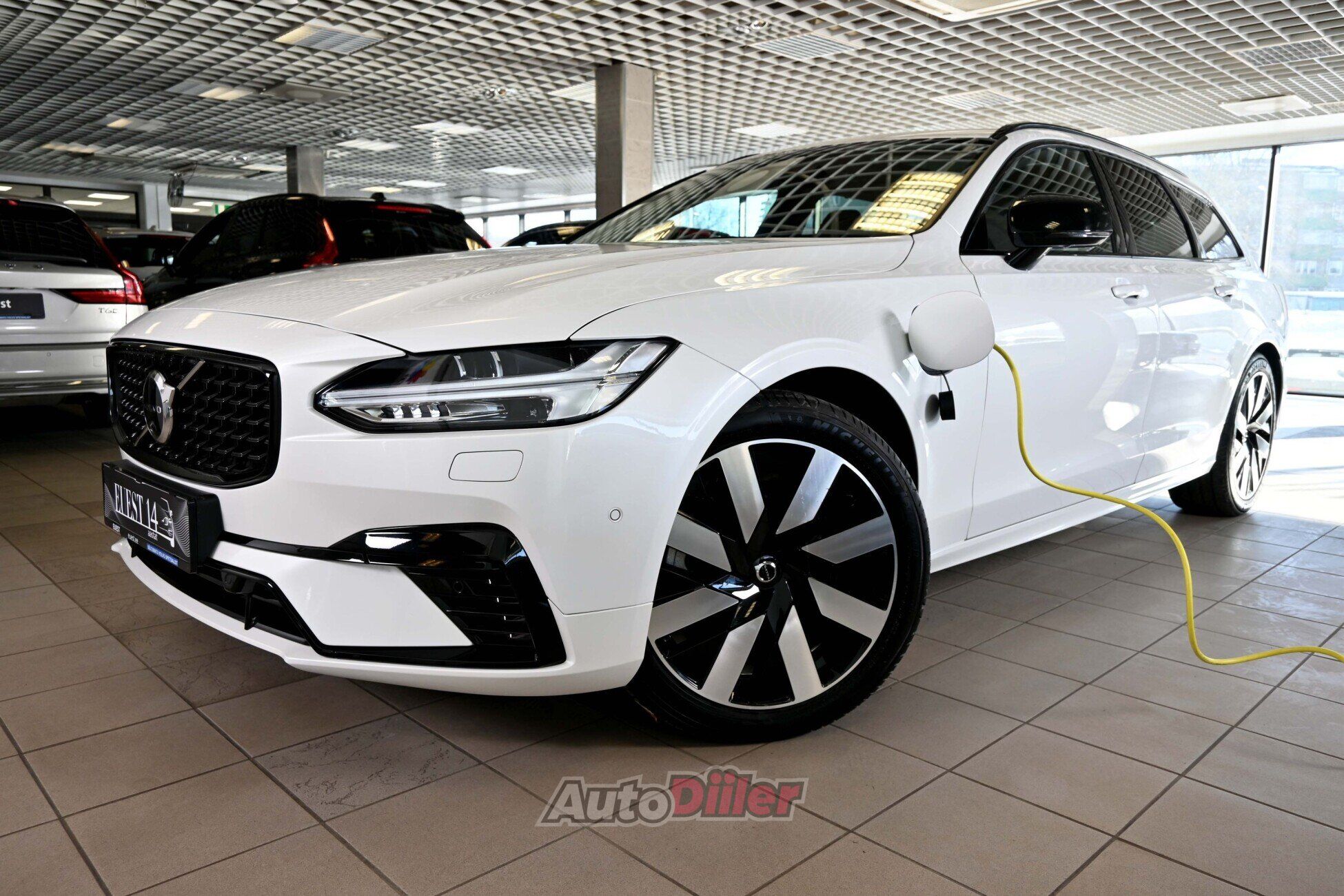 Volvo V90 2025, kuva 4/10