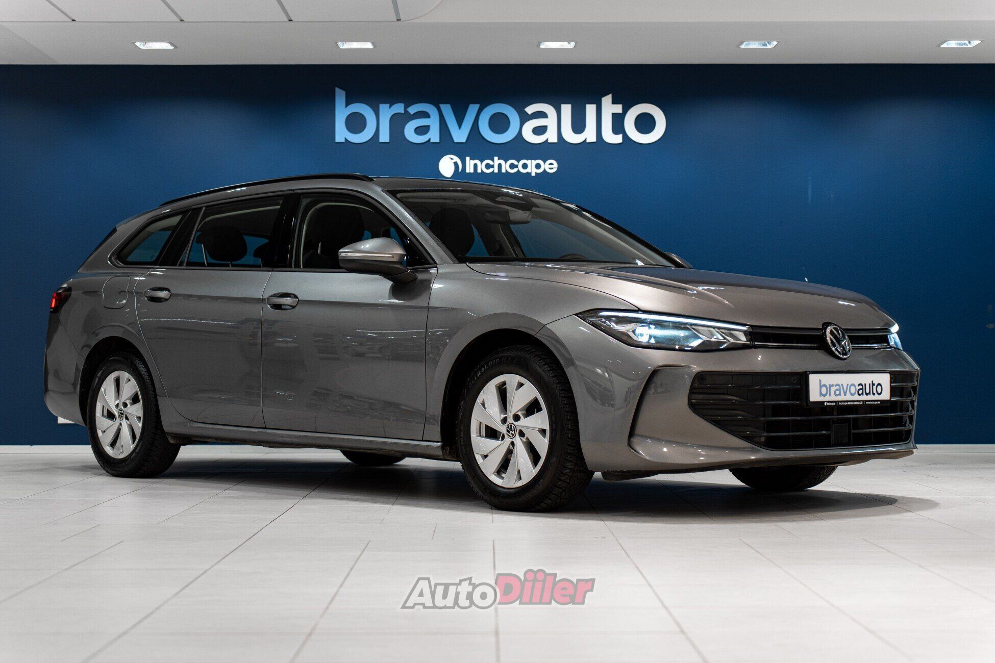 Volkswagen Passat City 2024, photo 3/10