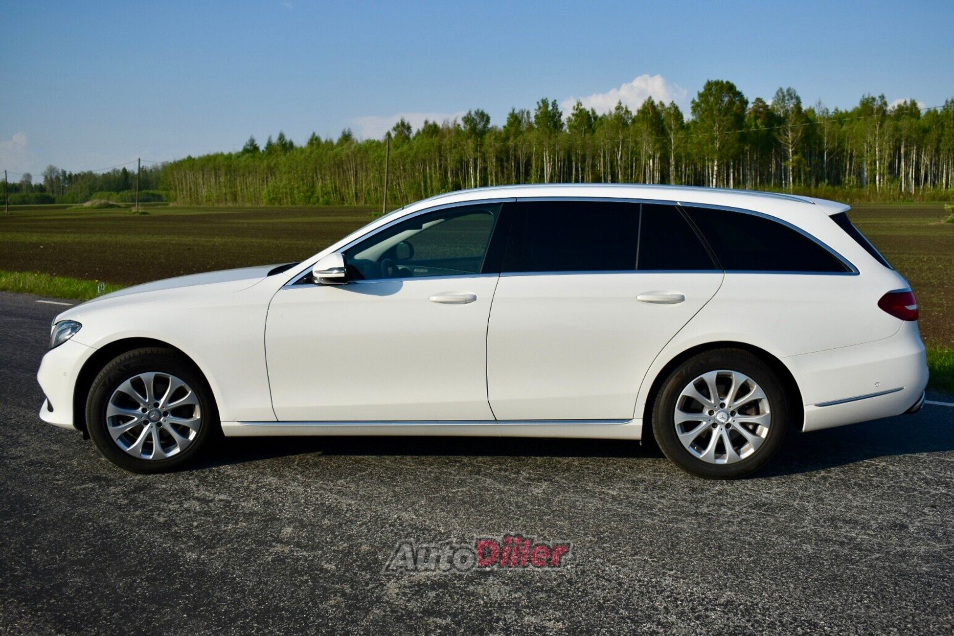 Mercedes-Benz E 220 2.0 143kW 2017, photo 4/10