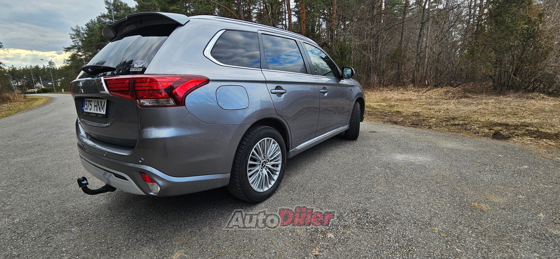 Mitsubishi Outlander 2.4 99kW 2020, kuva 5/10