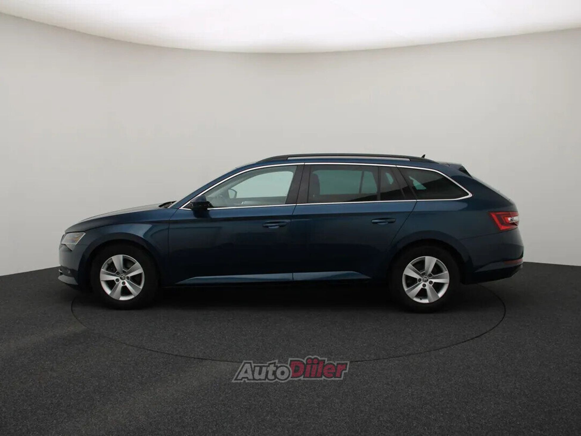 Skoda Superb Style 1.6 88kW 2019, kuva 6/10