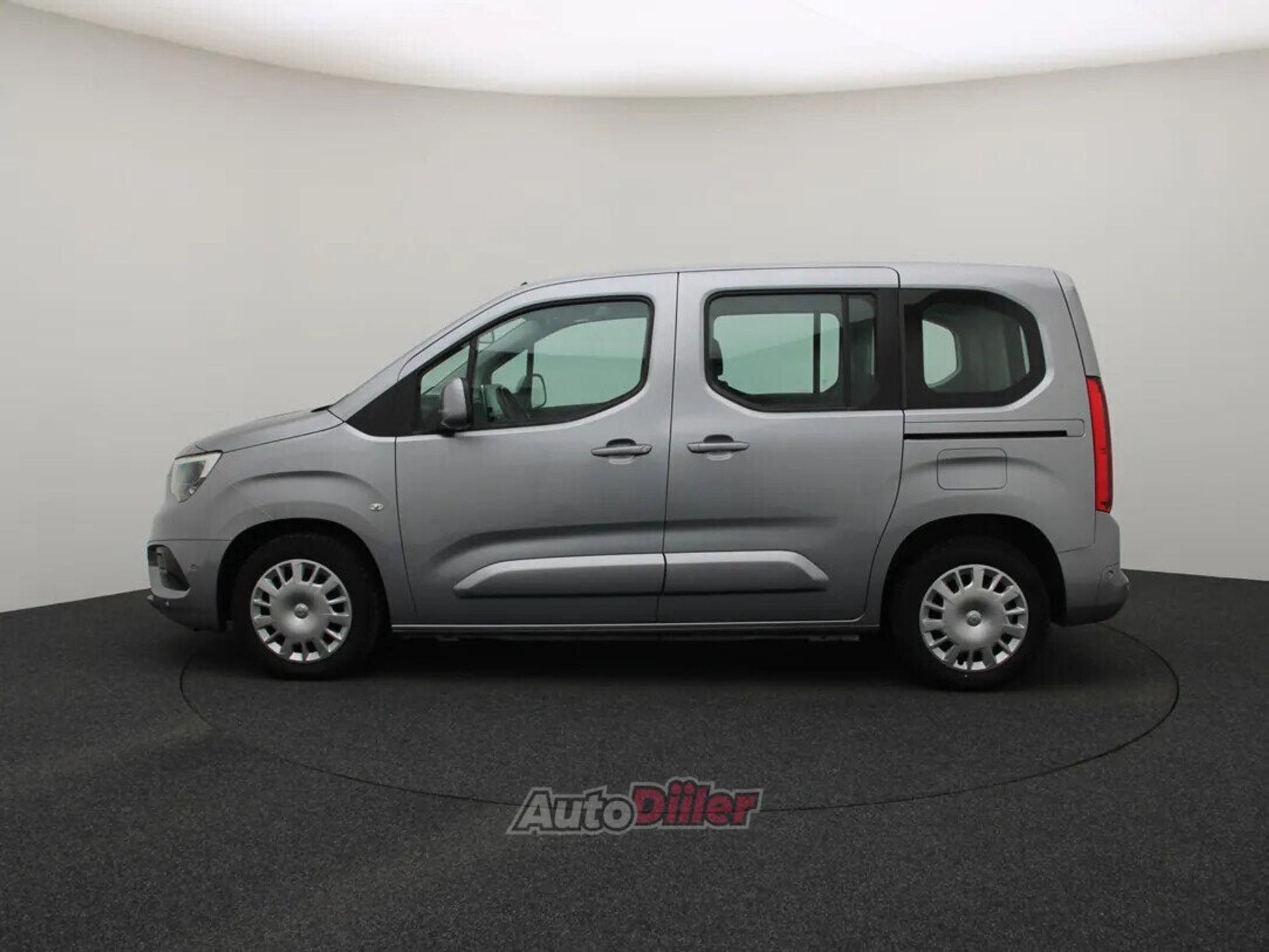 Opel Combo Edition 1.5 96kW 2019, photo 6/10