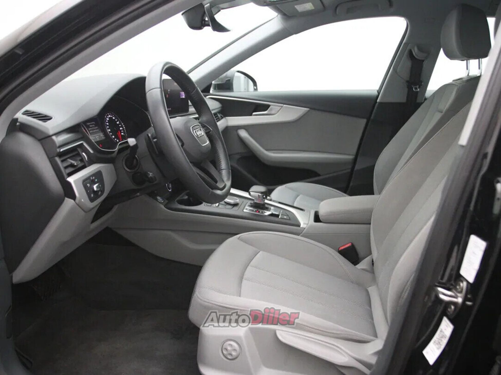 Audi A4 Business Line 2.0 110kW 2019, kuva 4/10