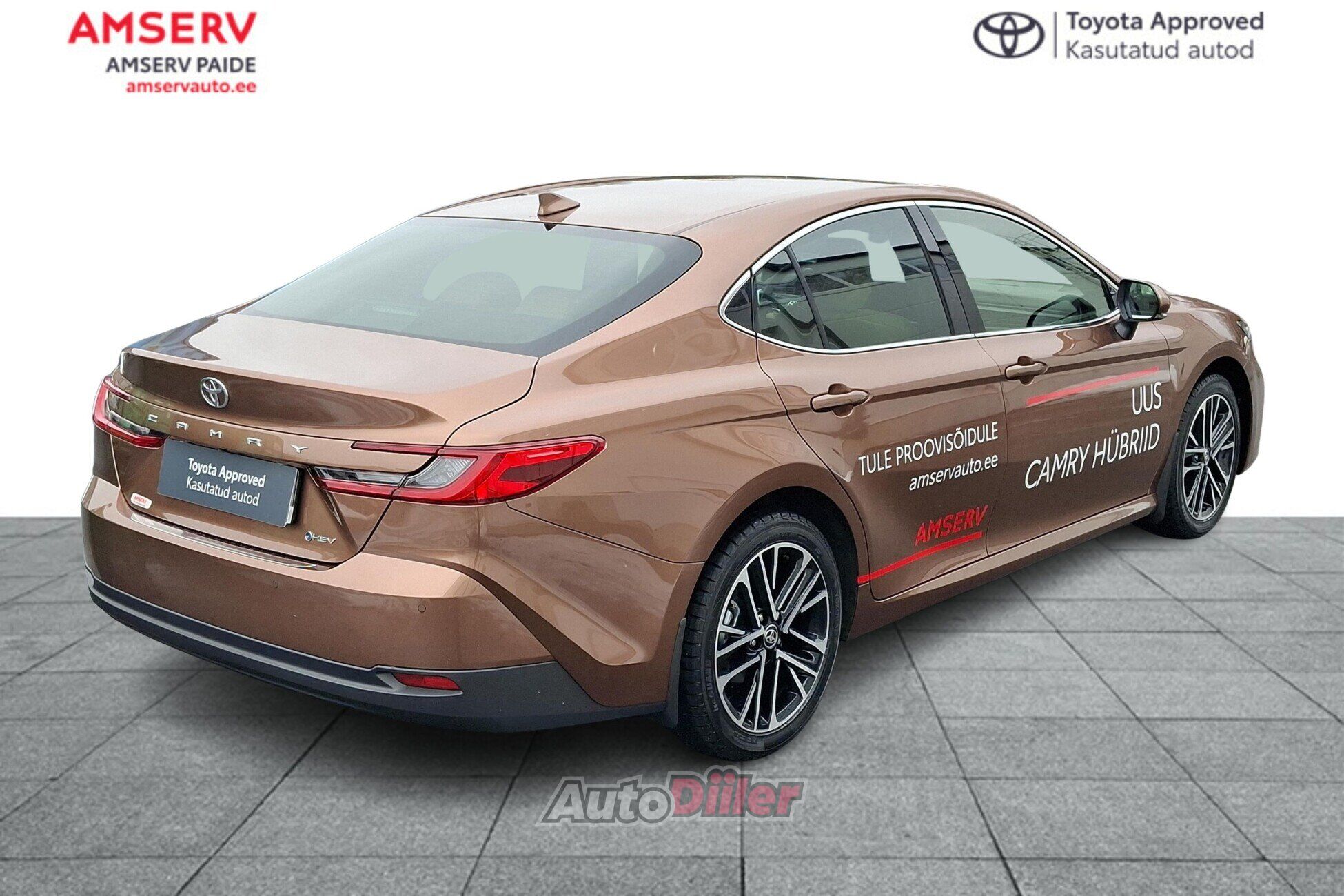 Toyota Camry Executive 2.5 137kW 2026, photo 2/10