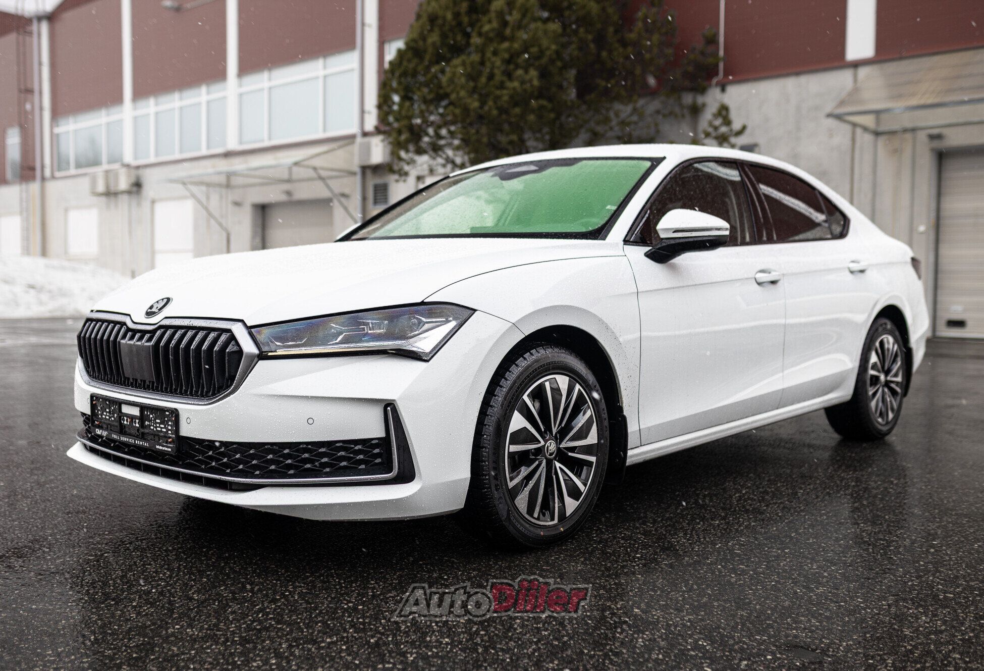 Skoda Superb 2.0 110kW 2024, kuva 2/10