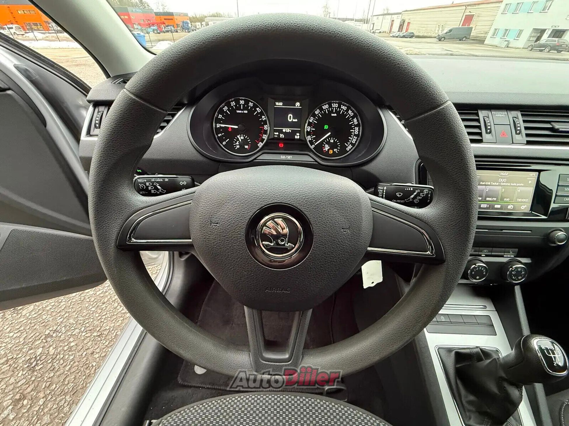 Skoda Octavia 2017, kuva 6/10