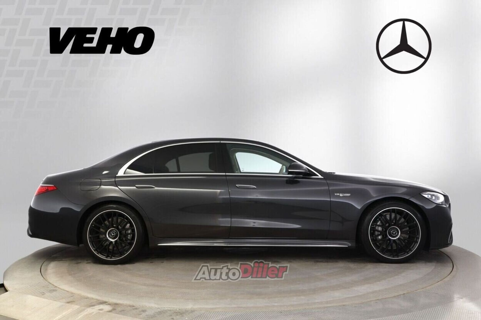 Mercedes-Benz S 63 AMG 2023, photo 2/10