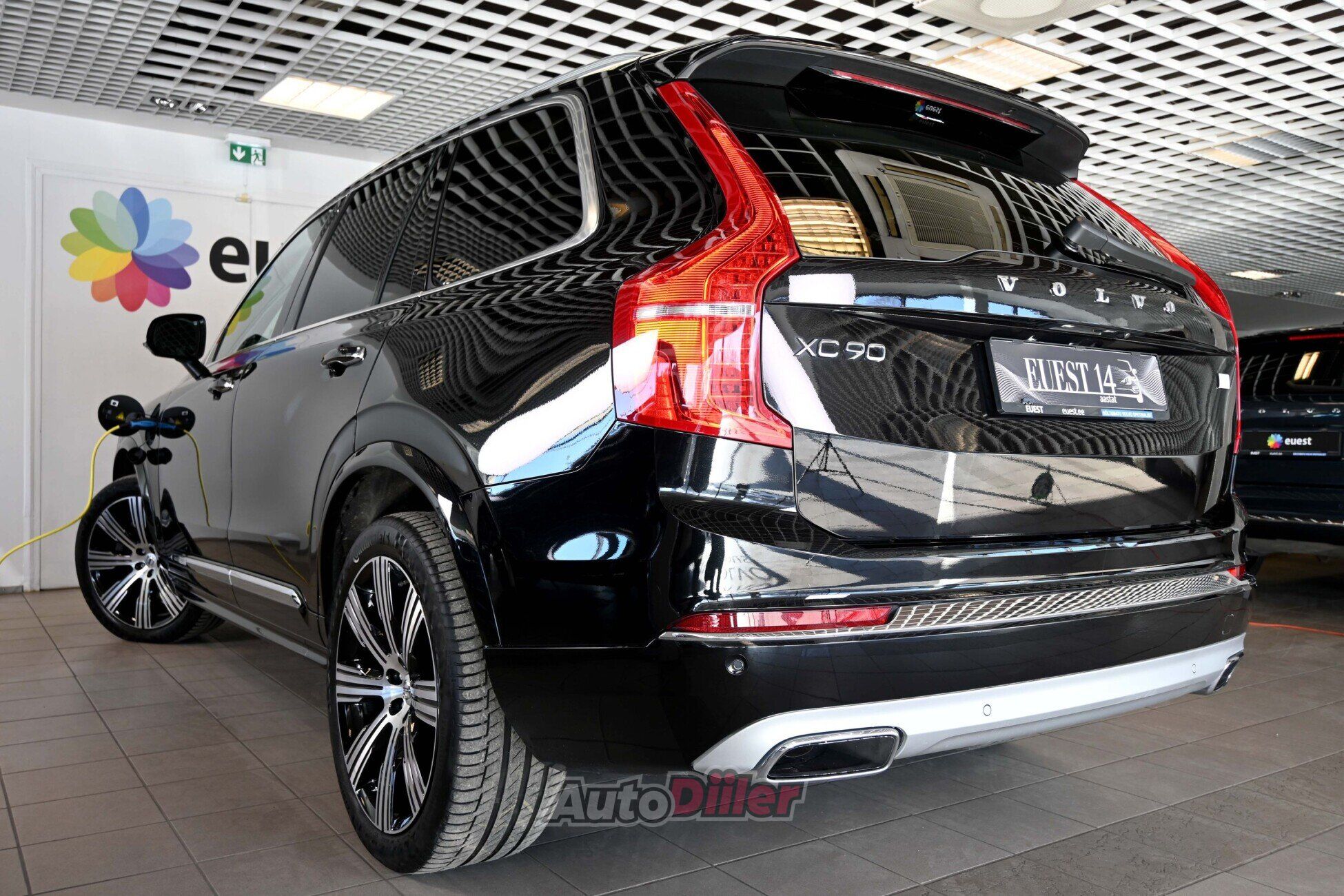 Volvo XC90 2022, photo 3/10
