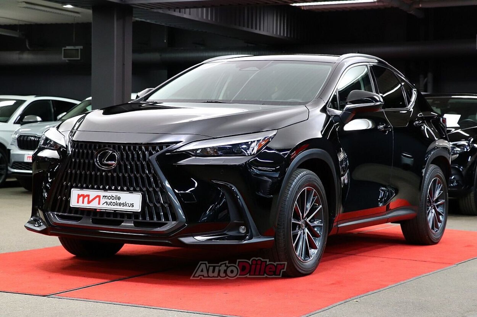 Lexus NX 450h+ 2022, photo 4/10