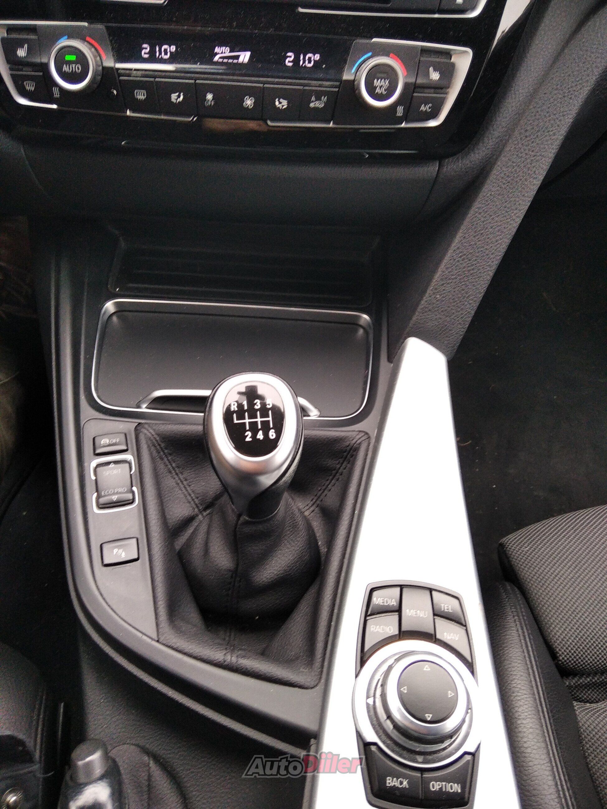 BMW 318 Sportline 2.0 110kW 2016, kuva 4/6