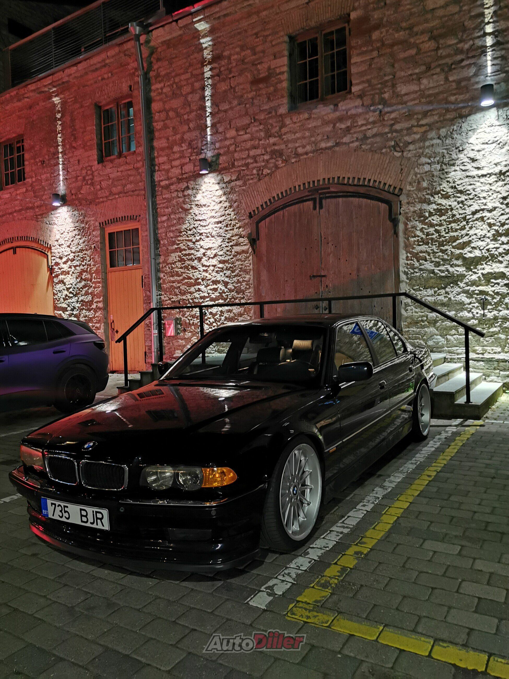 BMW 728