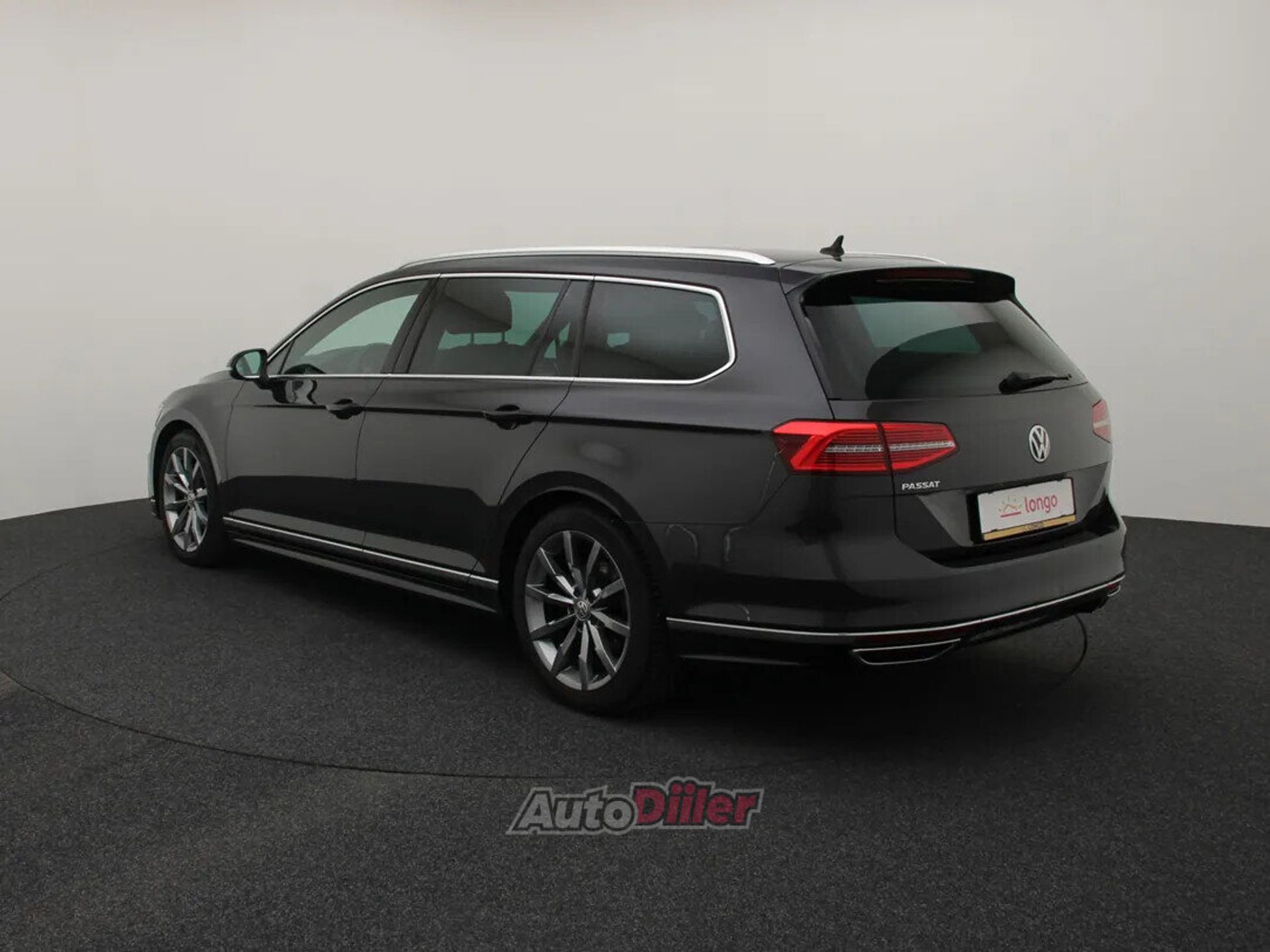 Volkswagen Passat 2019, photo 7/10