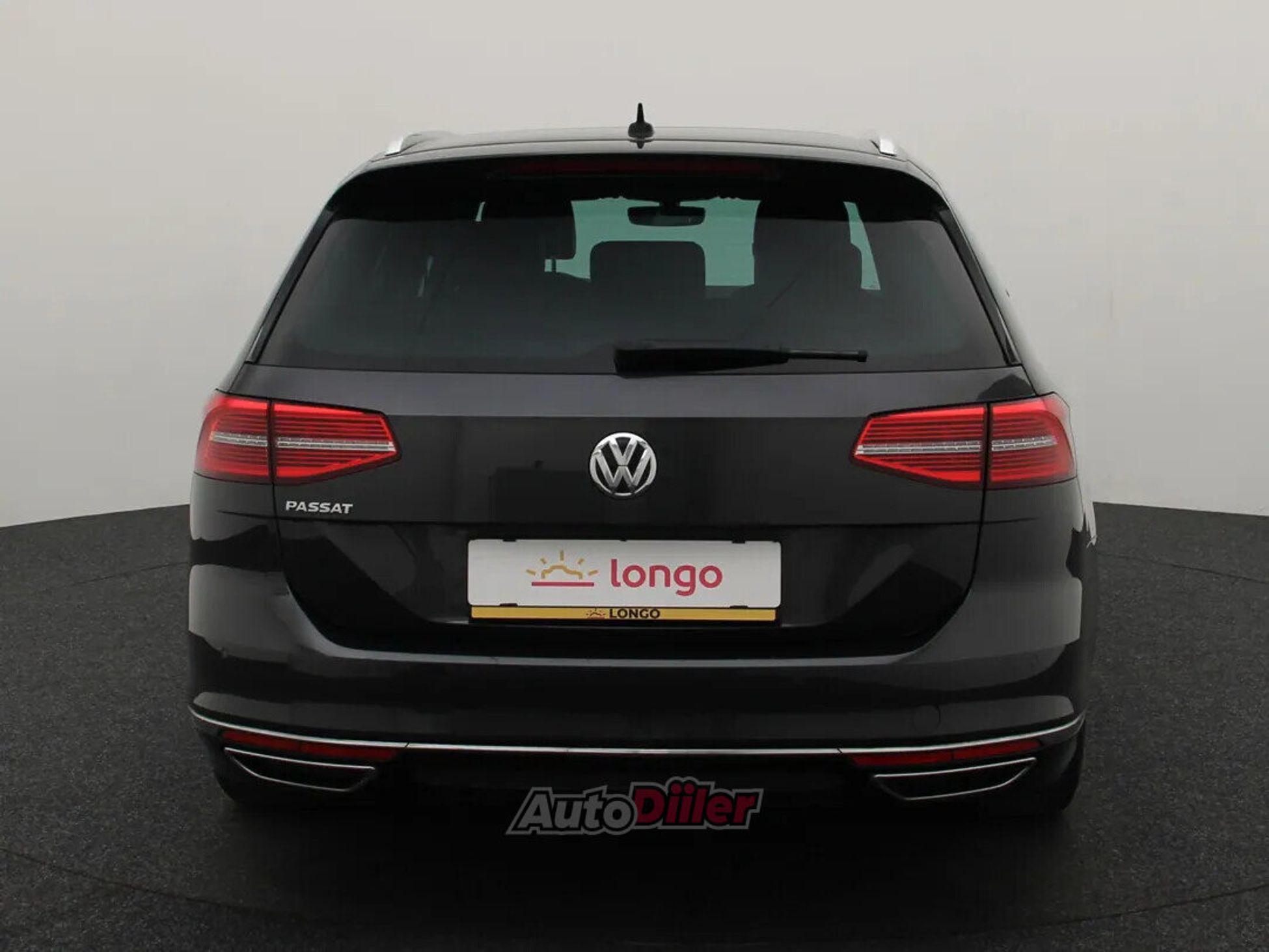 Volkswagen Passat 2019, photo 5/10