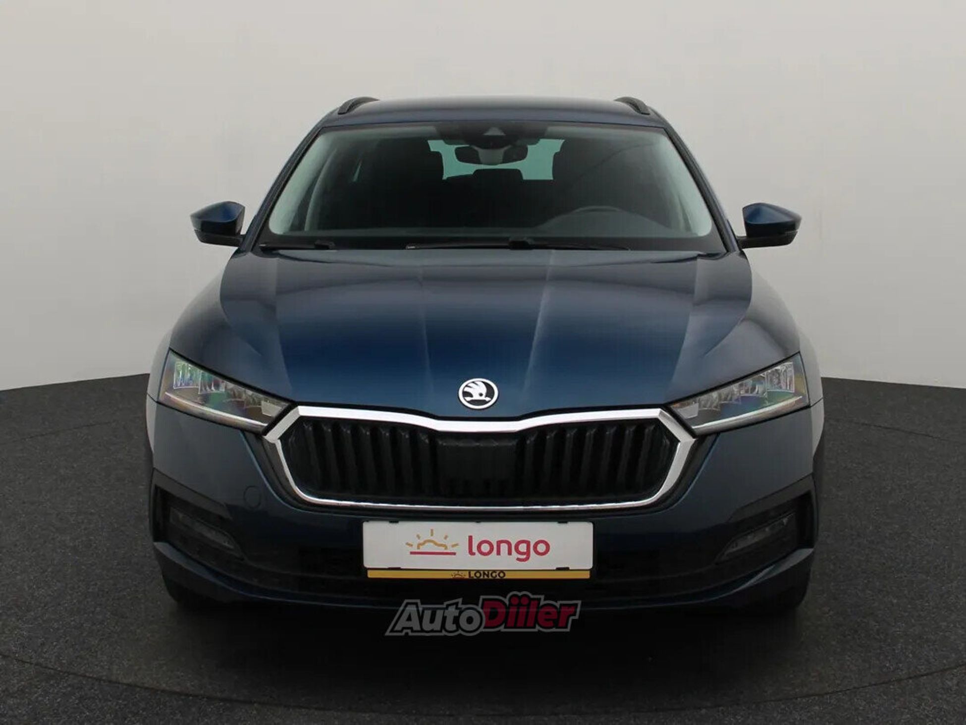 Skoda Octavia Executive 2.0 110kW 2022, kuva 3/10