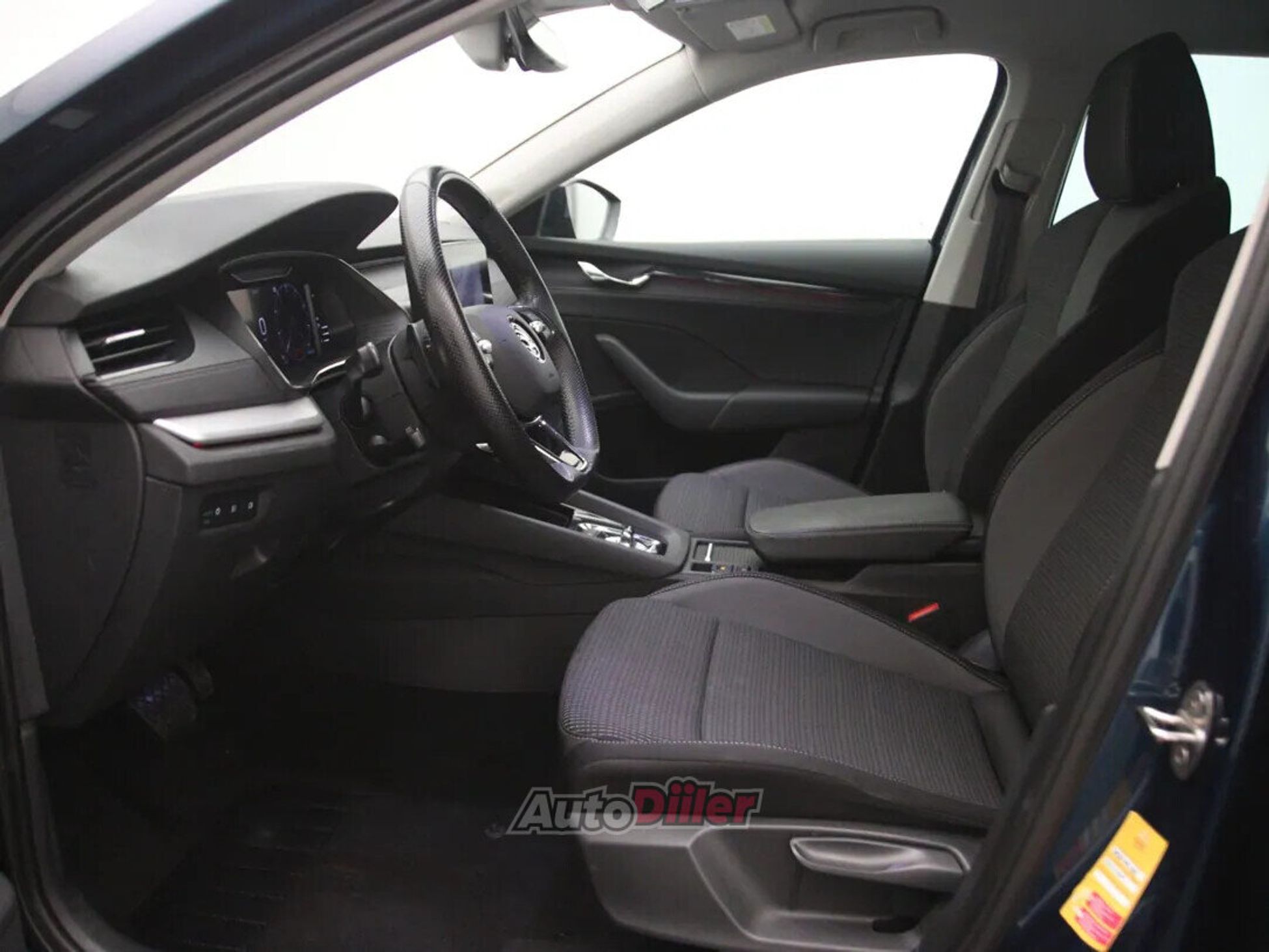 Skoda Octavia Executive 2.0 110kW 2022, kuva 4/10