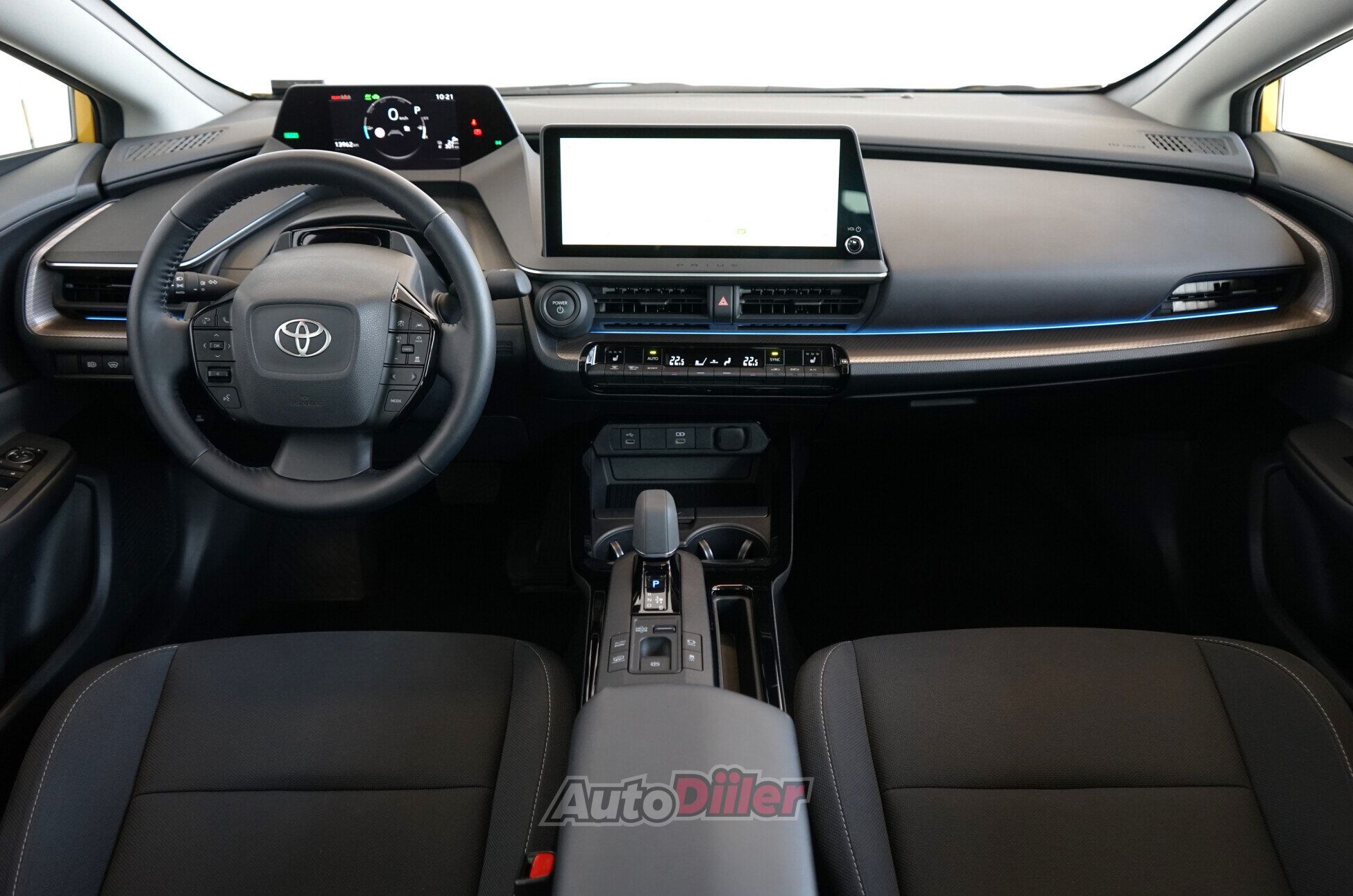 Toyota Prius 2023, photo 7/10