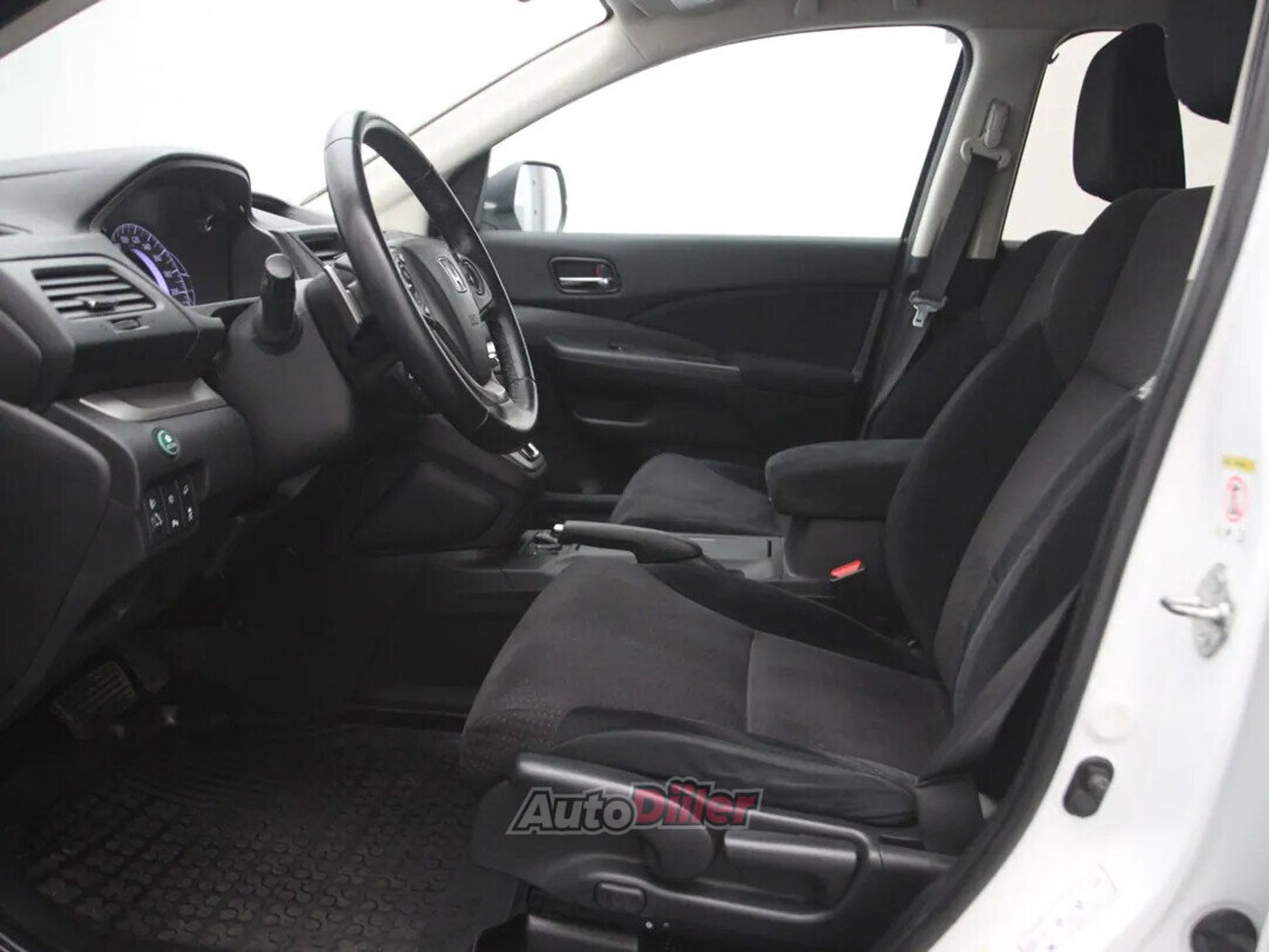 Honda CR-V Comfort 2.2 110kW 2015, photo 4/10