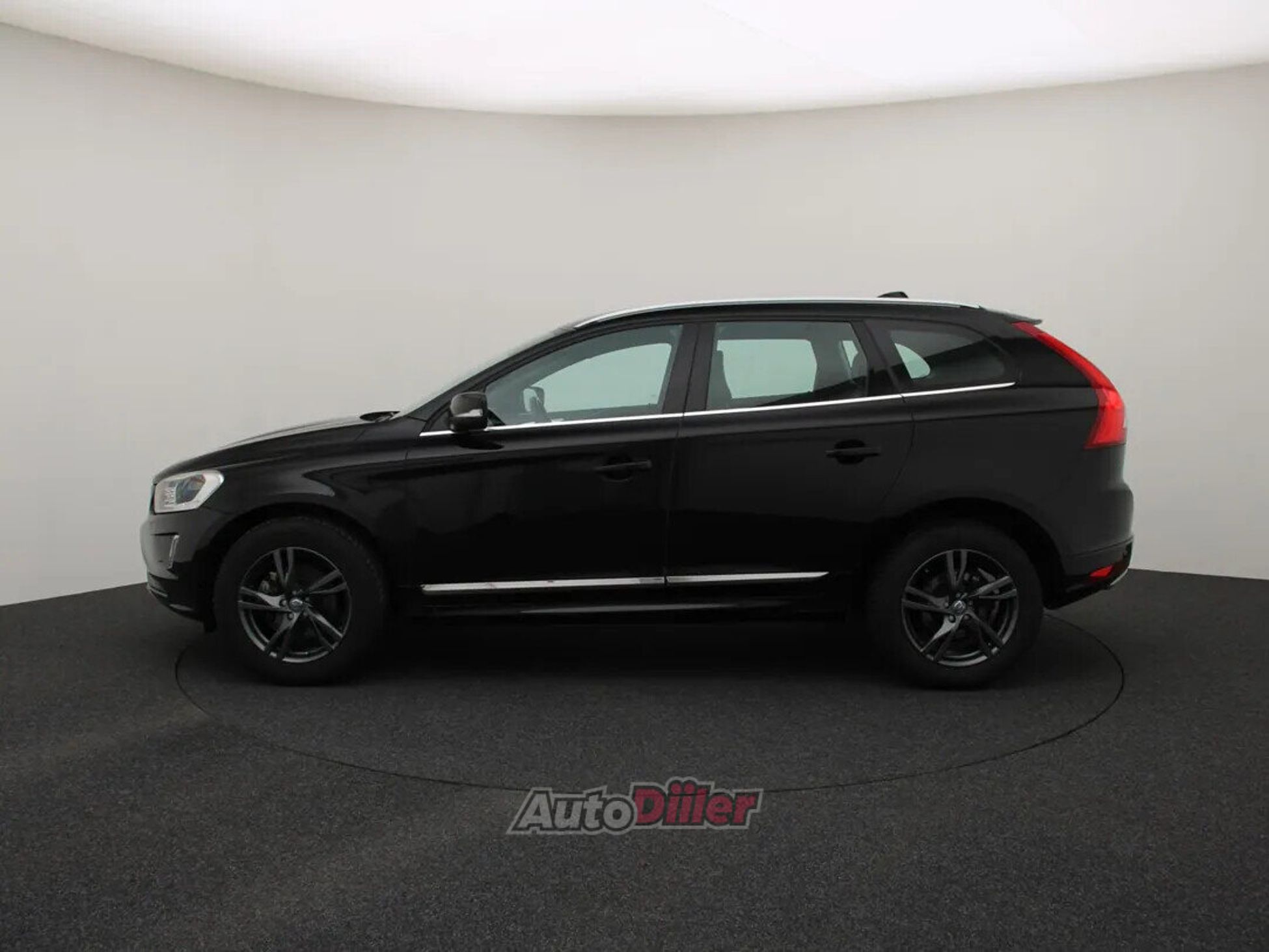 Volvo XC60 Polar+ 2.0 140kW 2017, photo 6/10