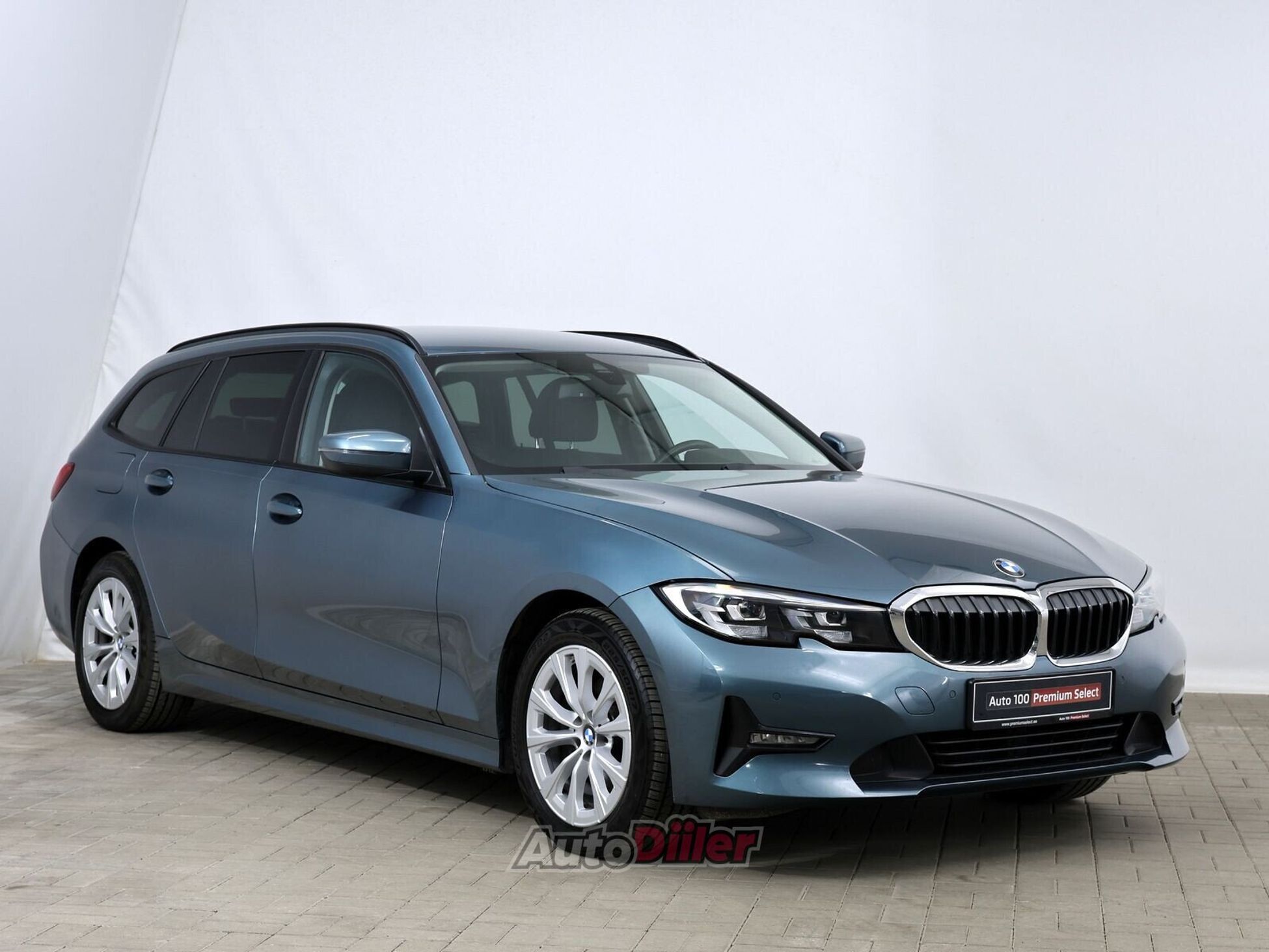 BMW 320 2020, photo 2/10