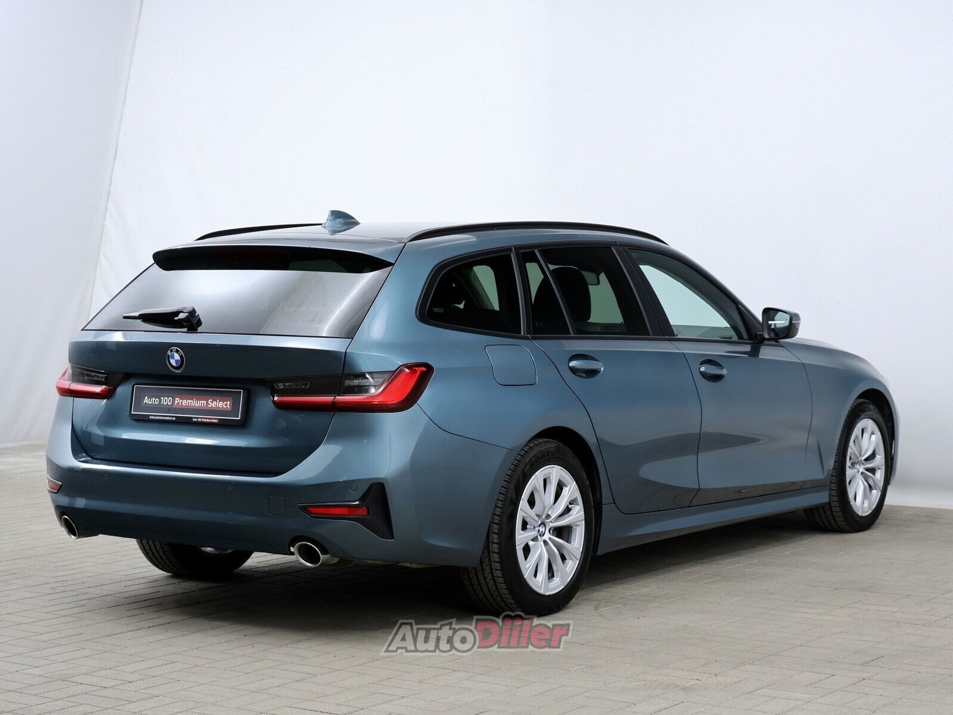 BMW 320 2020, photo 4/10