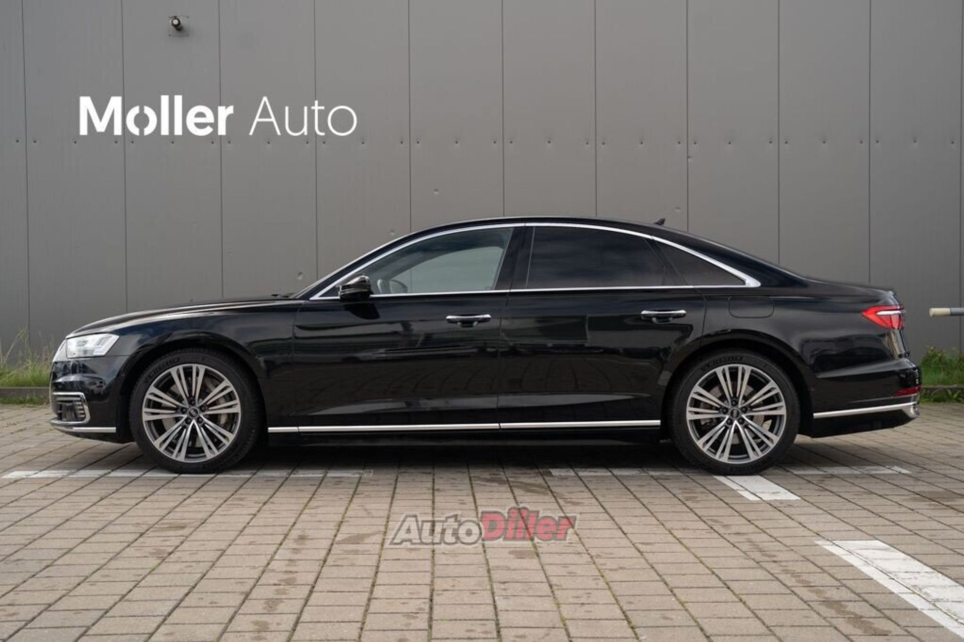 Audi A8 330kW 2020, photo 3/10