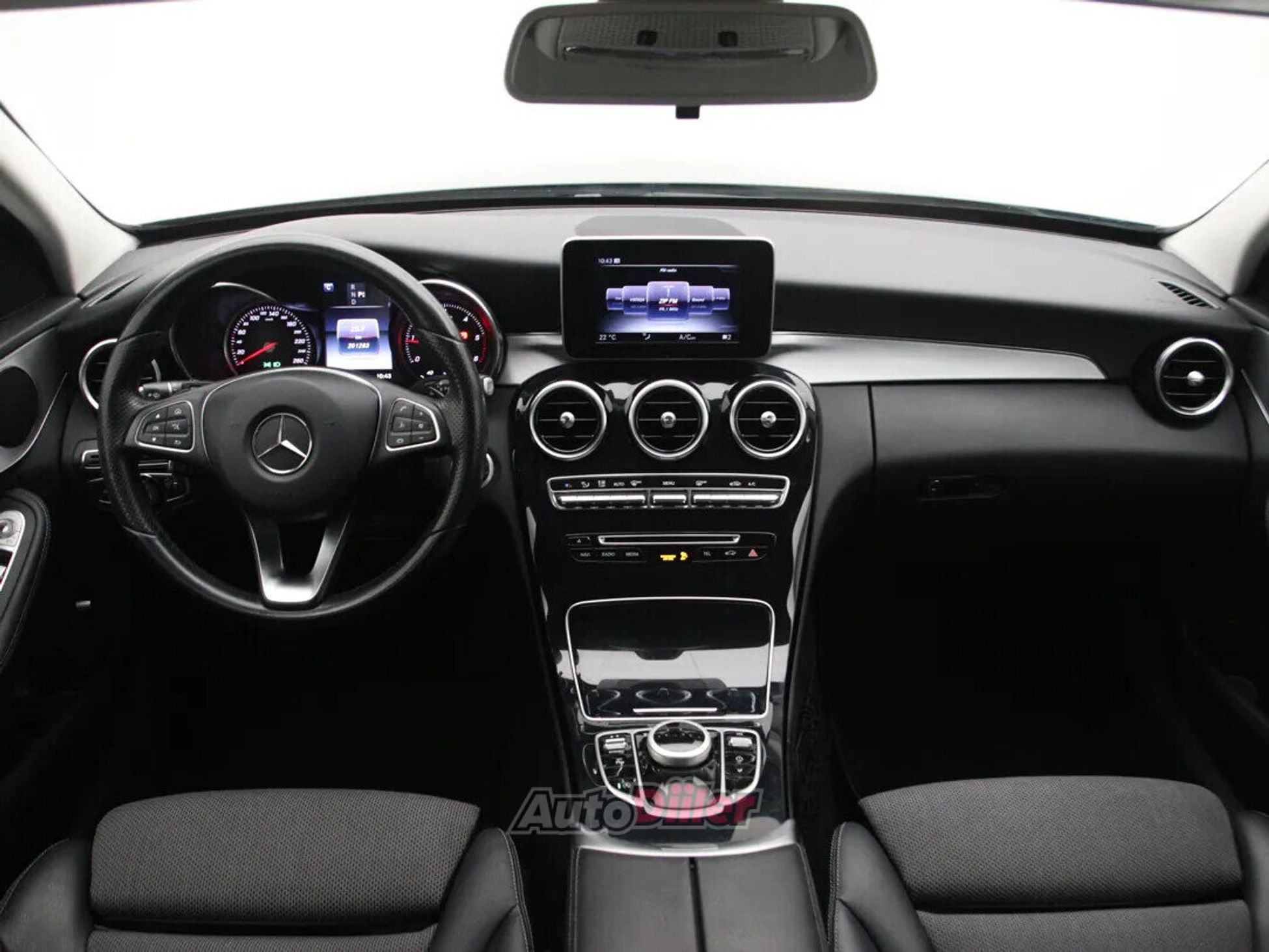 Mercedes-Benz C 180 Avantgarde 1.6 85kW 2016, kuva 2/10