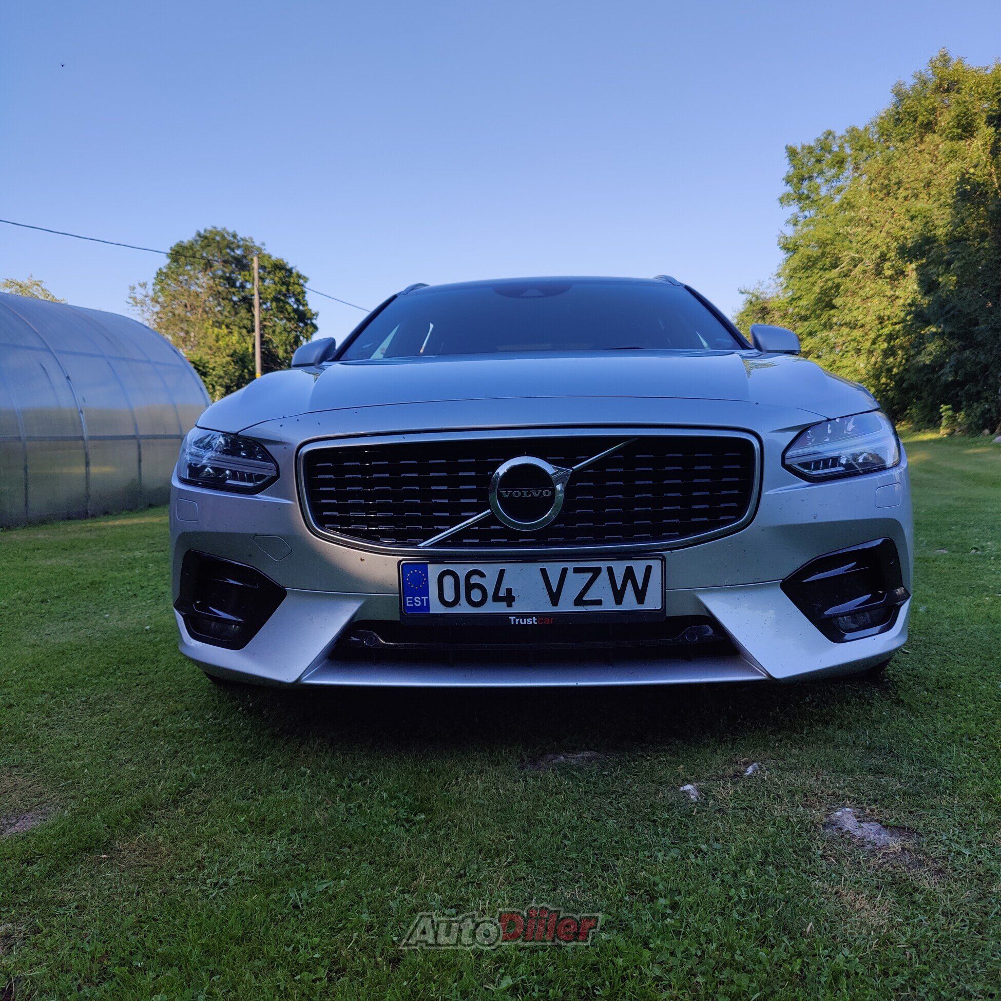 Volvo V90 R disain 2.0 173kW 2018, photo 2/7