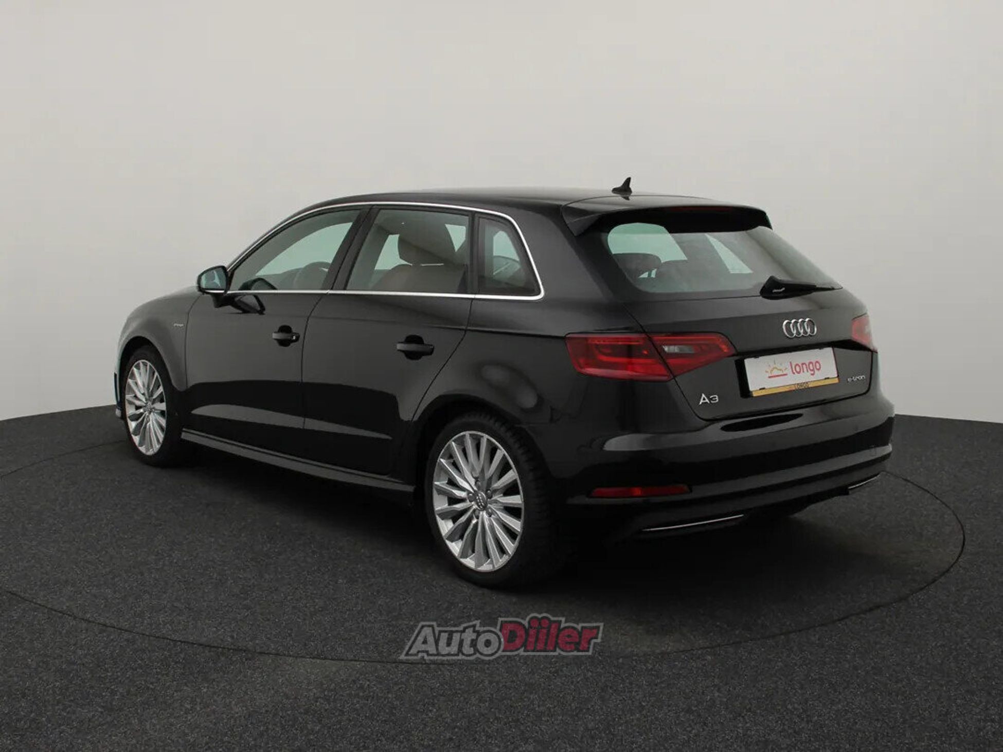Audi A3 Ambition Pro Line plus 1.4 110kW 2015, photo 7/10