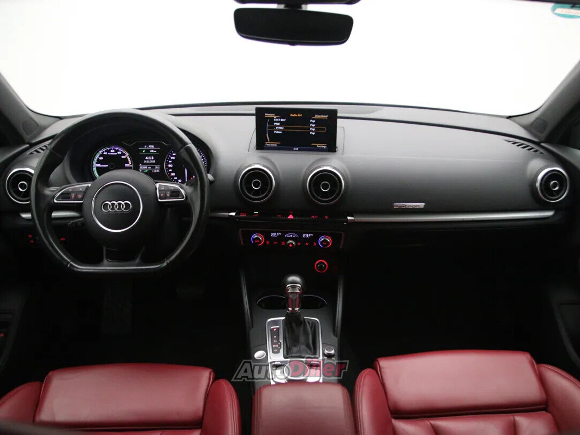 Audi A3 Ambition Pro Line plus 1.4 110kW 2015, photo 2/10