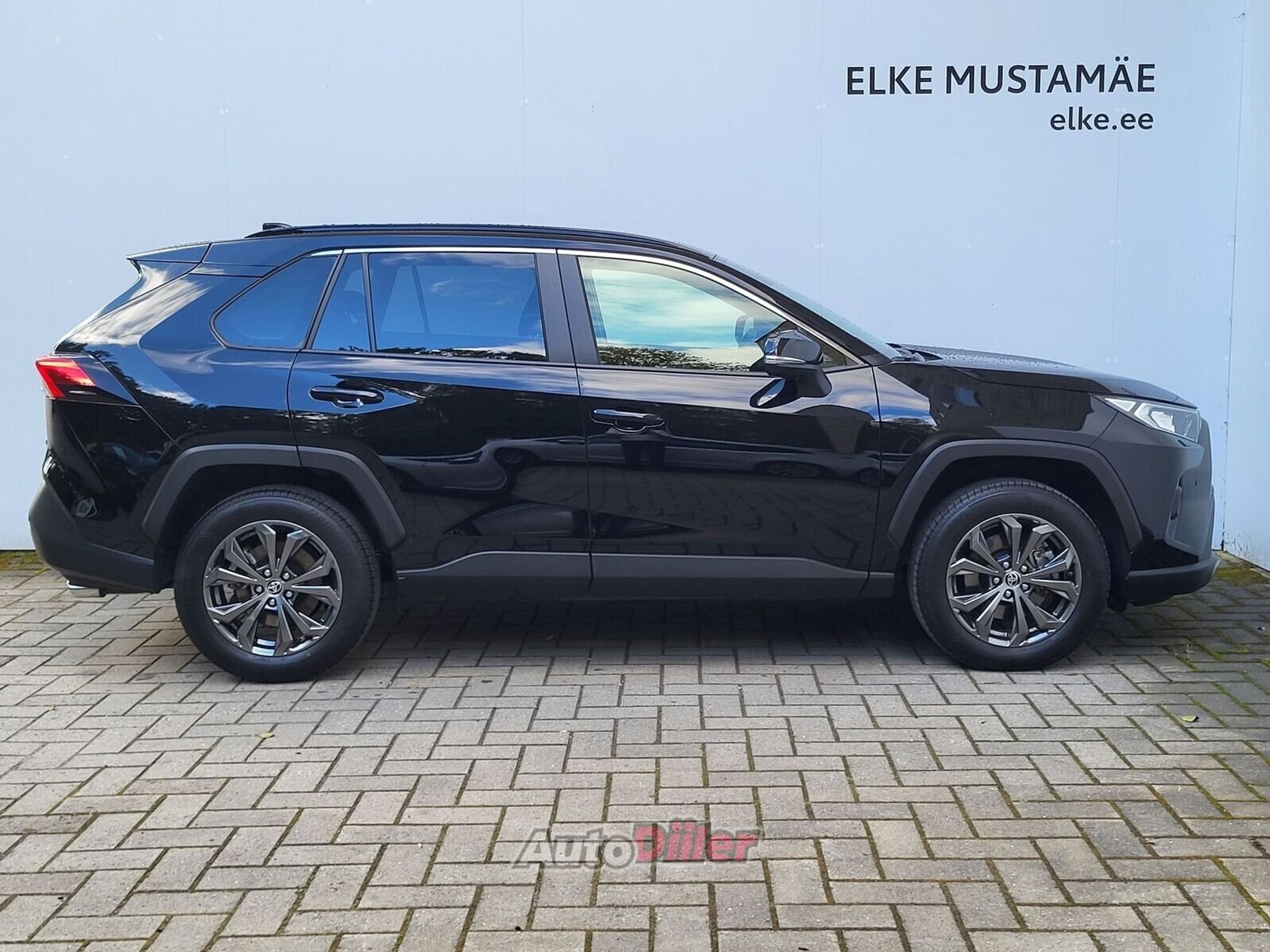 Toyota RAV4 Luxury Limited 2.5 131kW 2024, photo 4/10