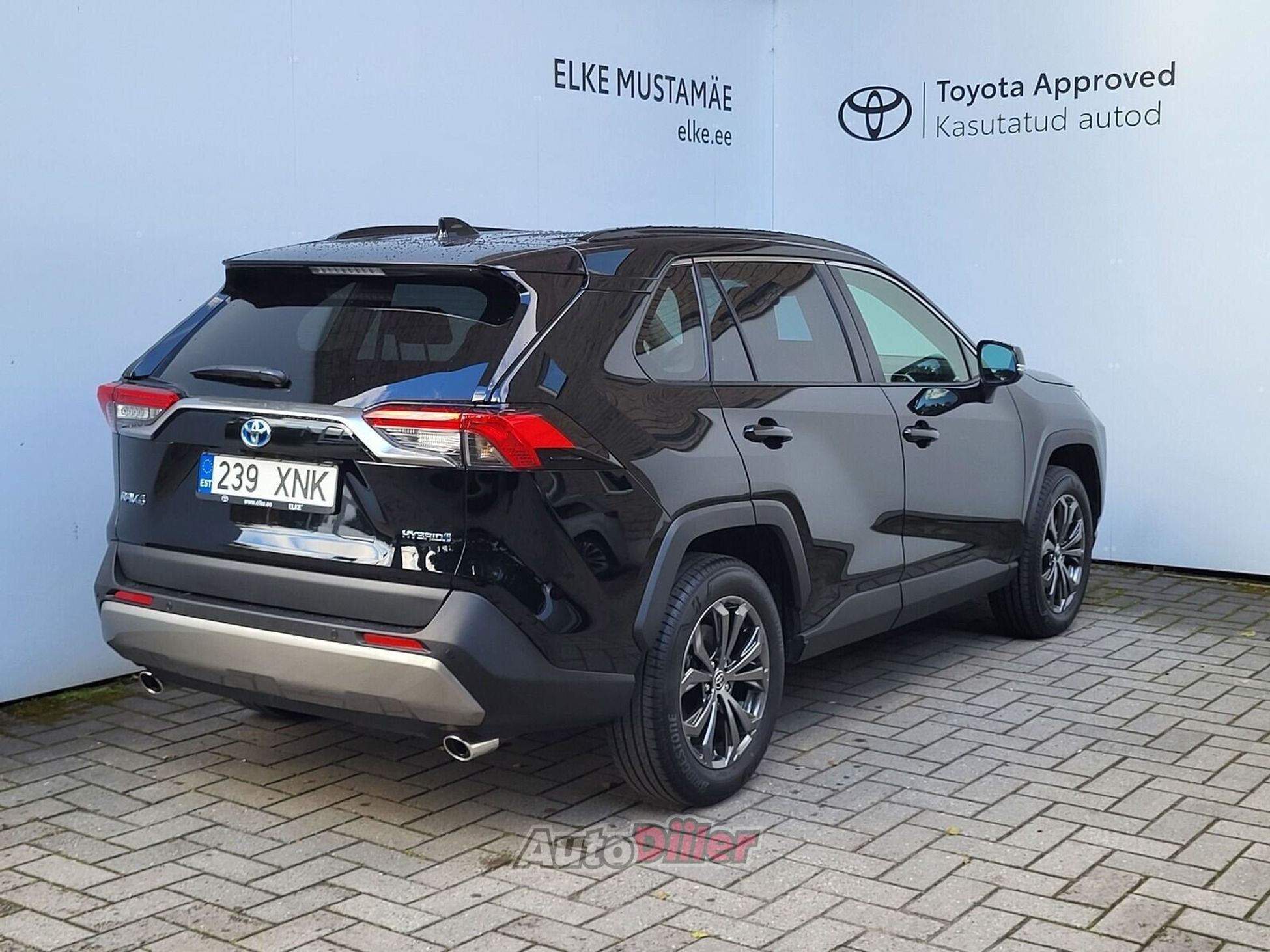 Toyota RAV4 Luxury Limited 2.5 131kW 2024, photo 2/10