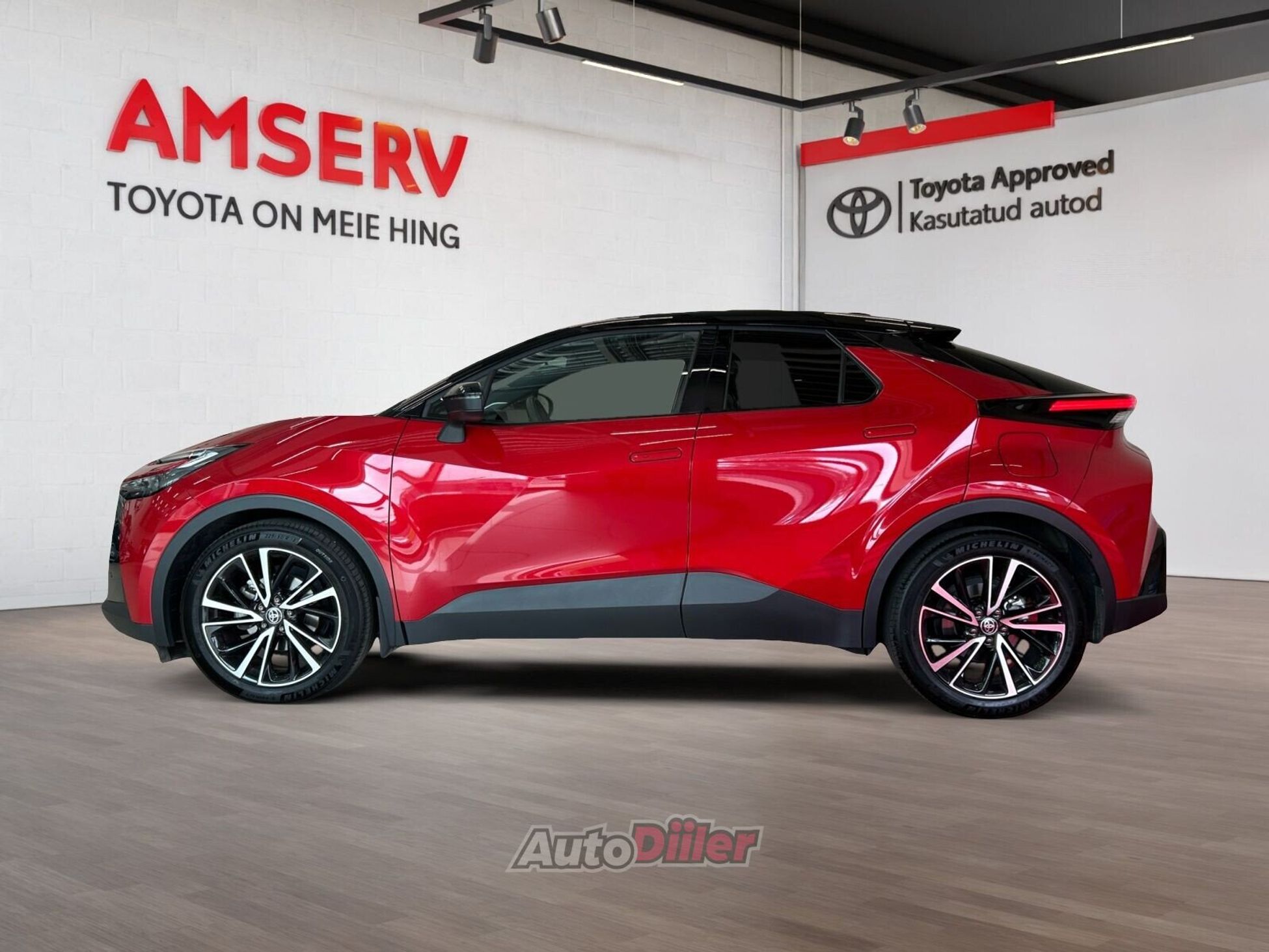 Toyota C-HR 2025, photo 3/10