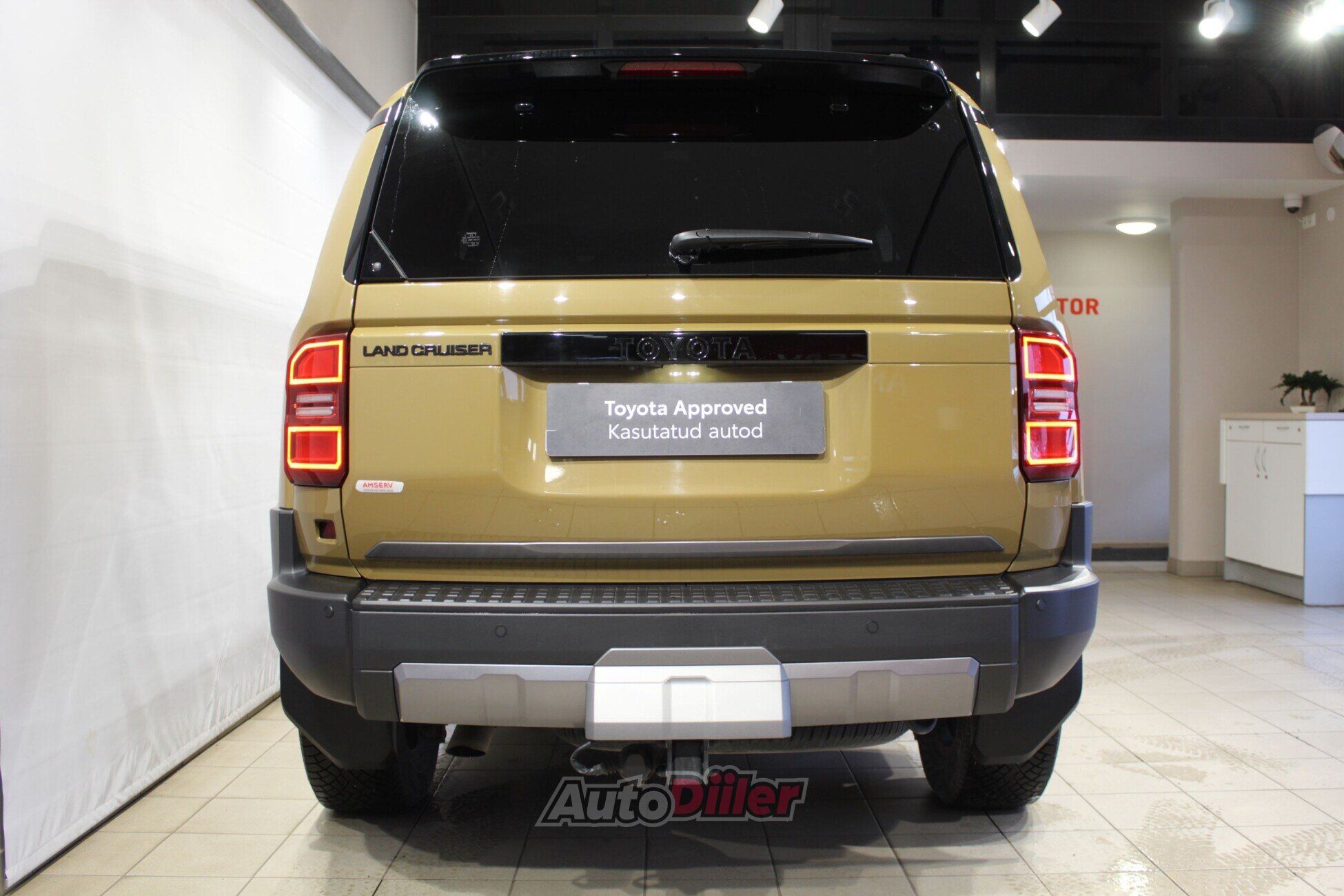 Toyota Land Cruiser 2025, photo 4/10