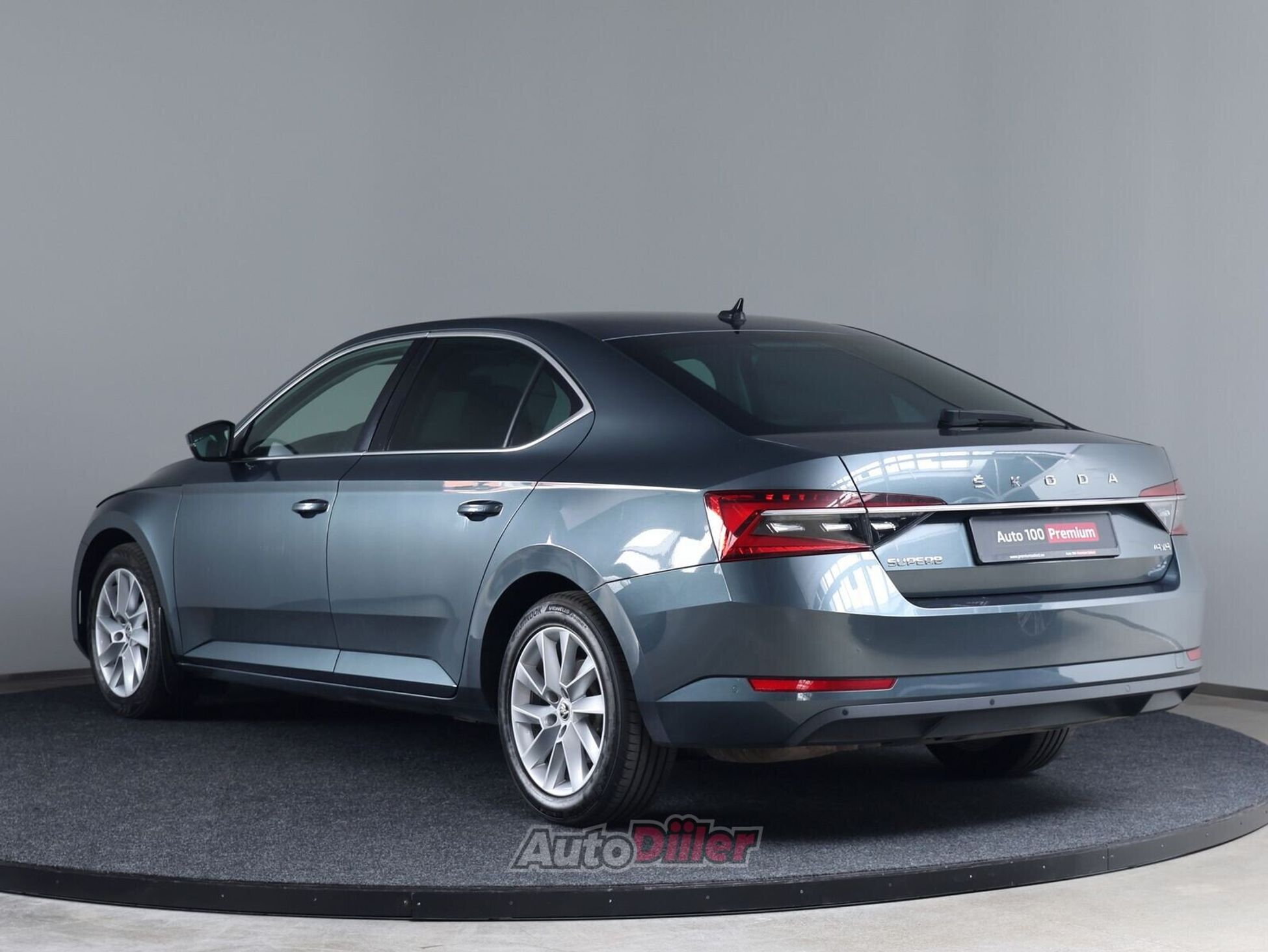 Skoda Superb 2021, kuva 4/10