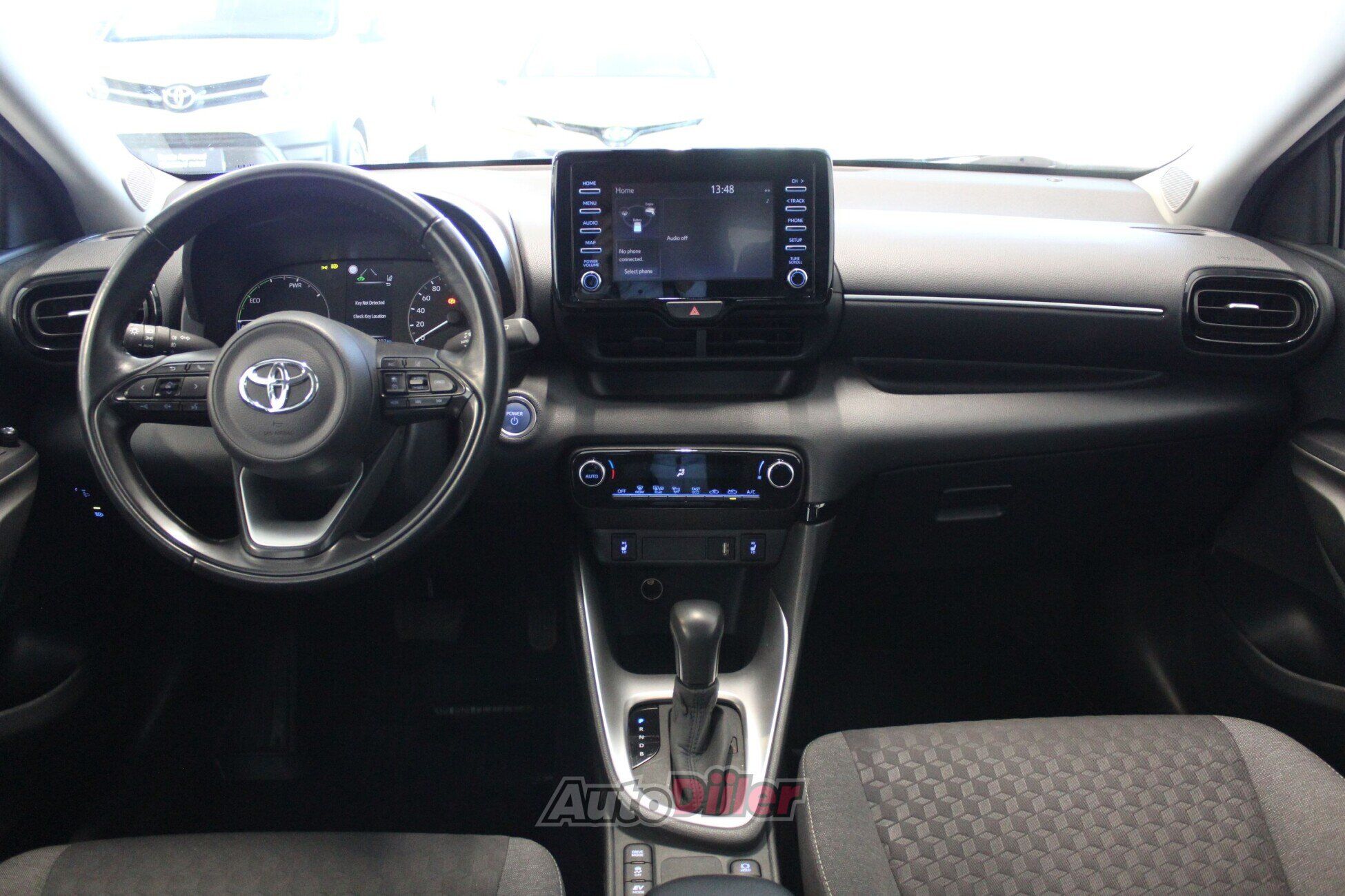 Toyota Yaris 2022, photo 7/10