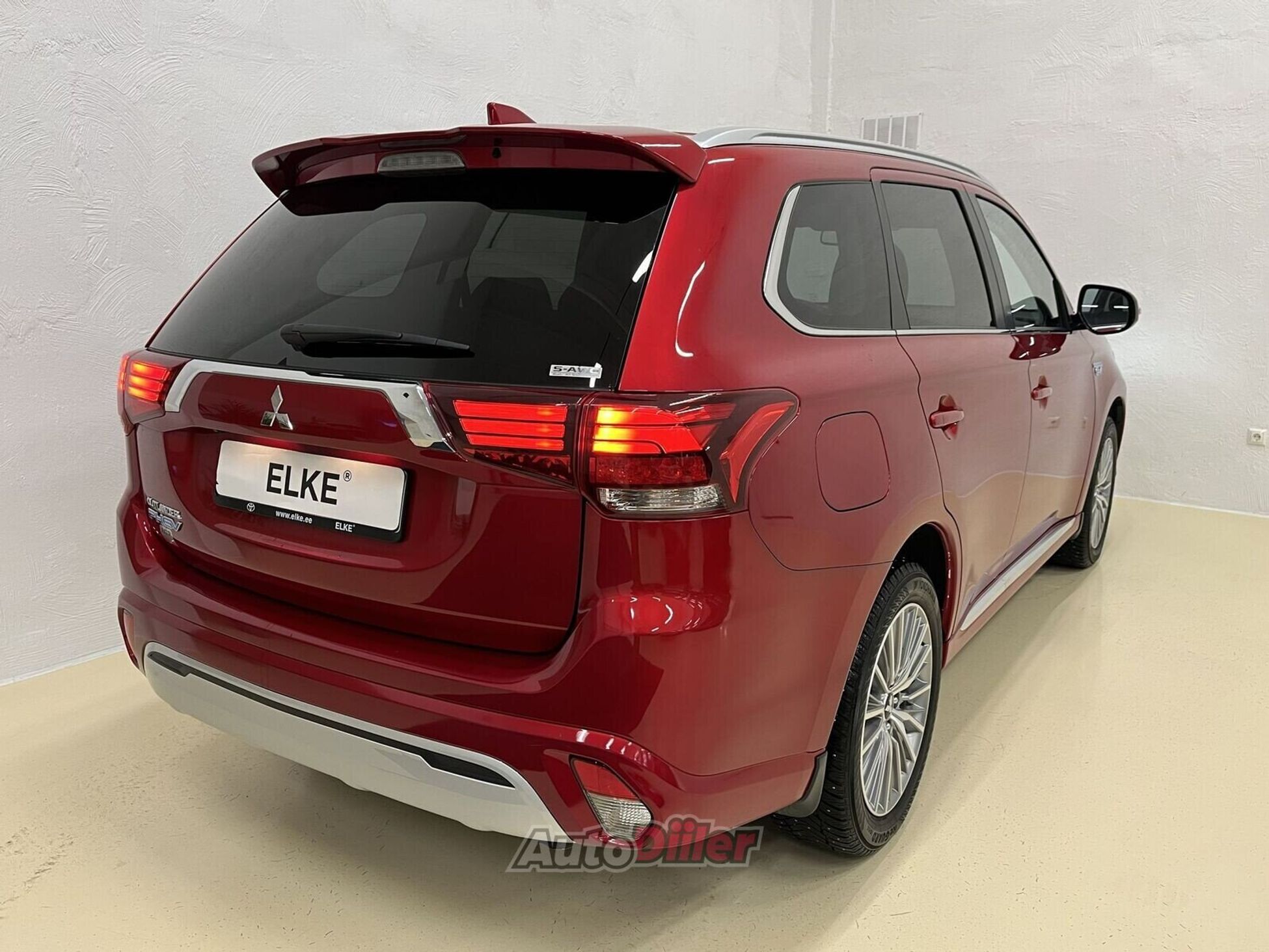 Mitsubishi Outlander Instyle 2.4 99kW 2021, photo 2/10