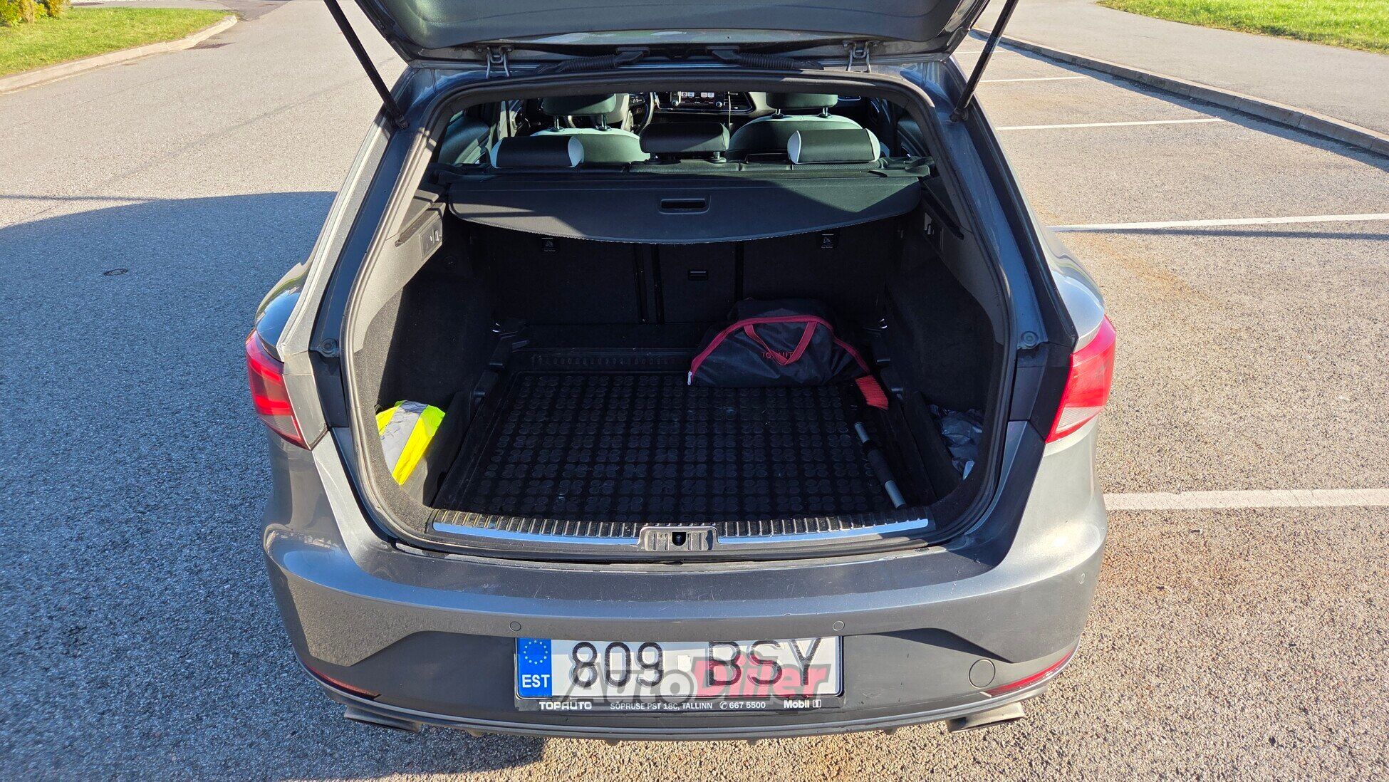 SEAT Leon Cupra 2.0 213kW 2016, photo 6/10