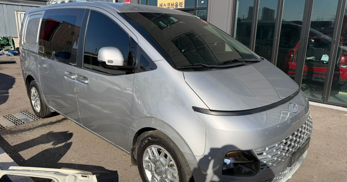 Hyundai Staria 2.2 130kW