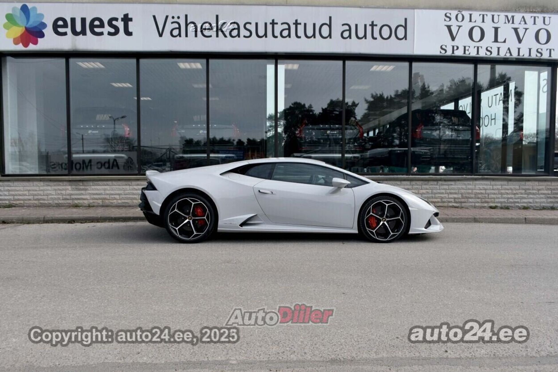 Lamborghini Huracán 2023, photo 7/10