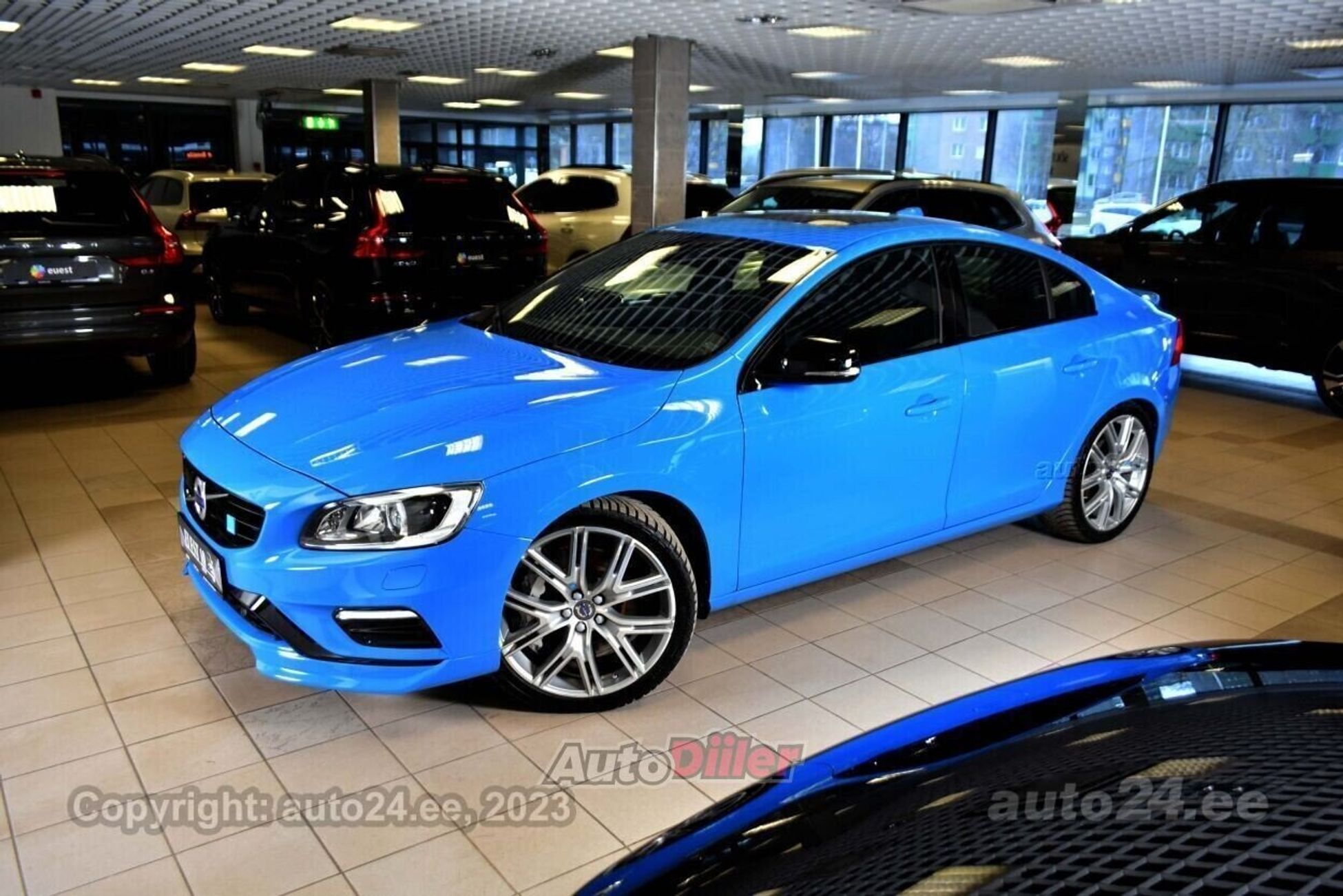 Volvo S60 2016, photo 6/10
