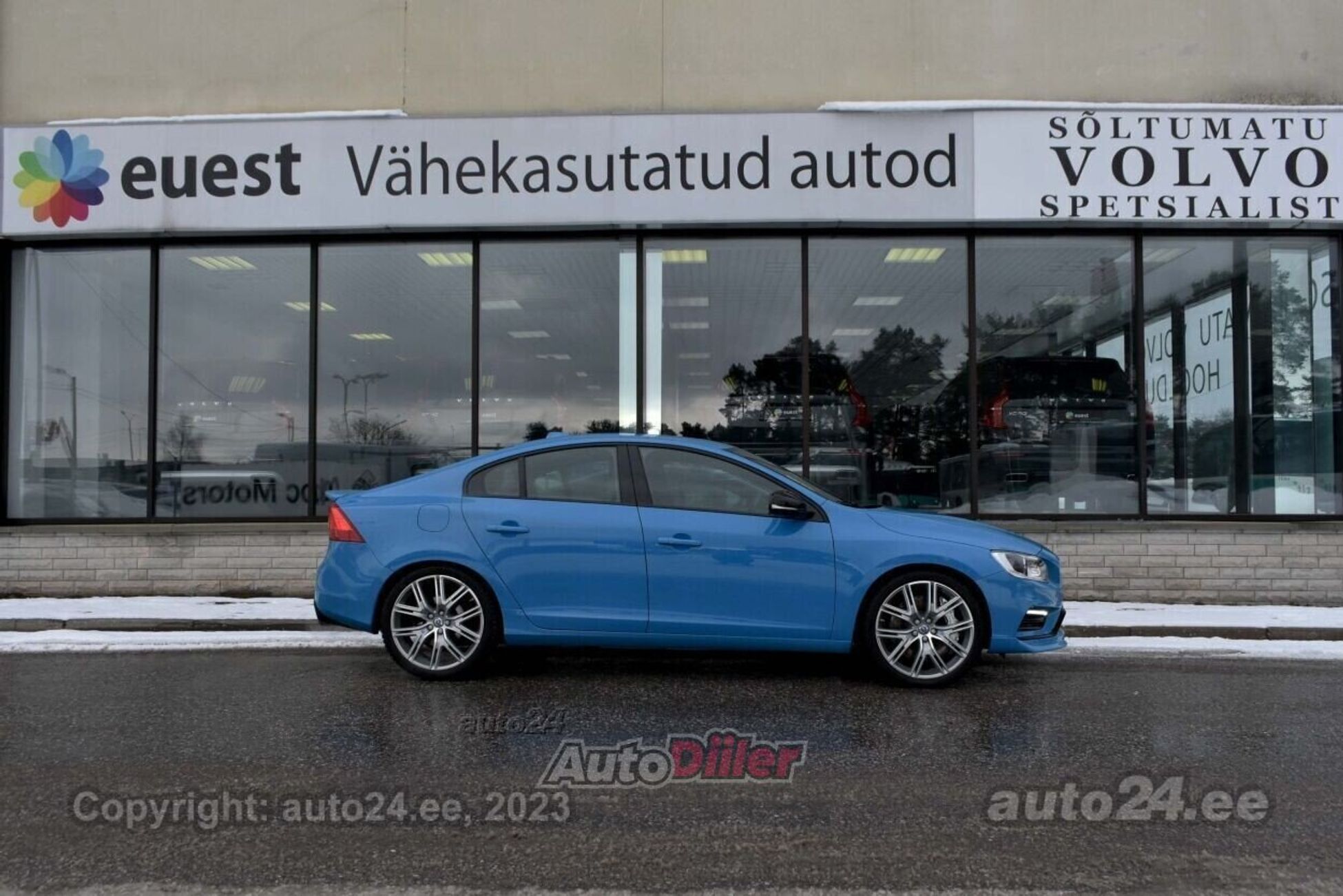 Volvo S60 2016, photo 7/10
