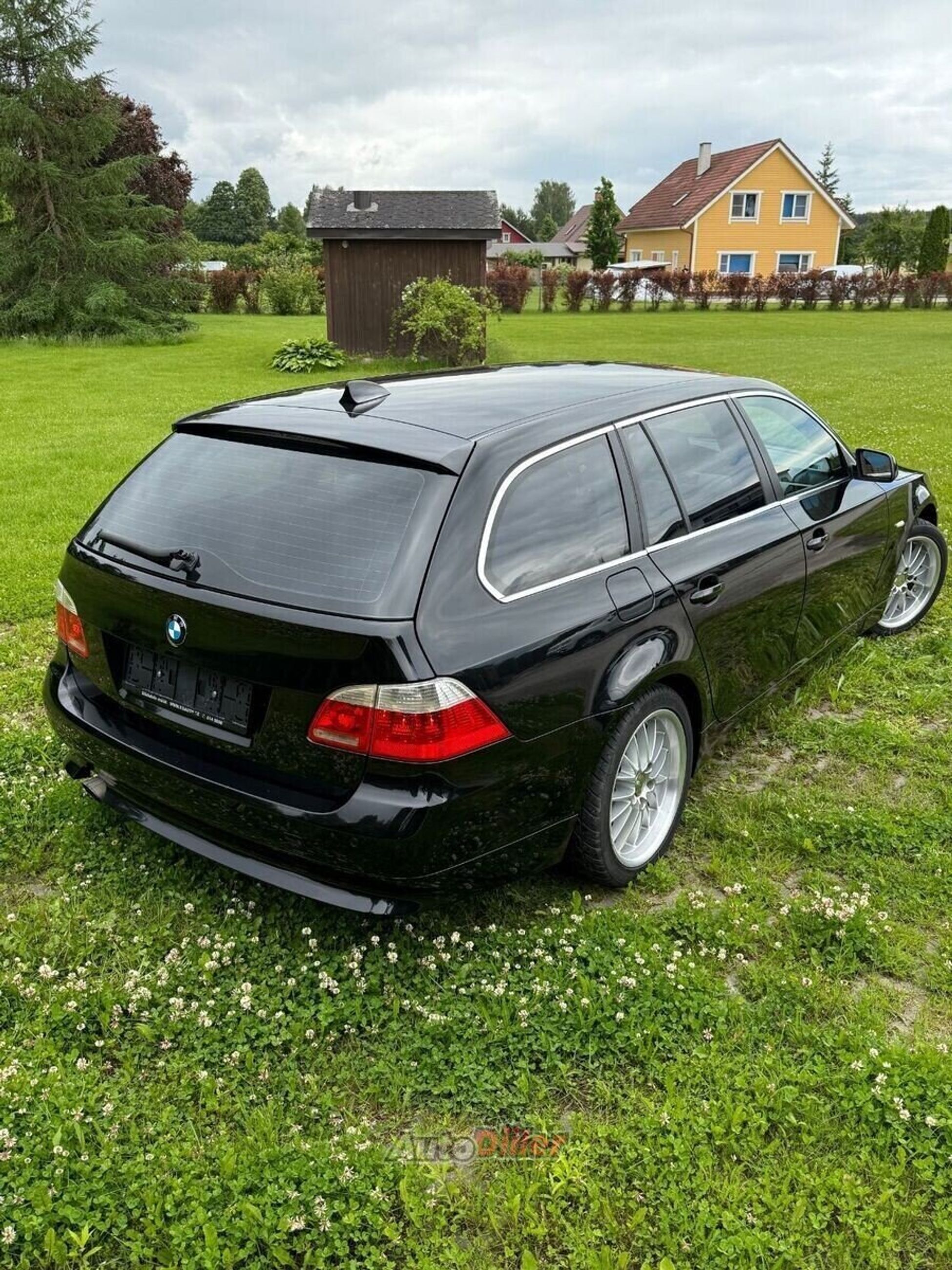 BMW 520 D Touring 2.0 120kW 2006, kuva 4/10